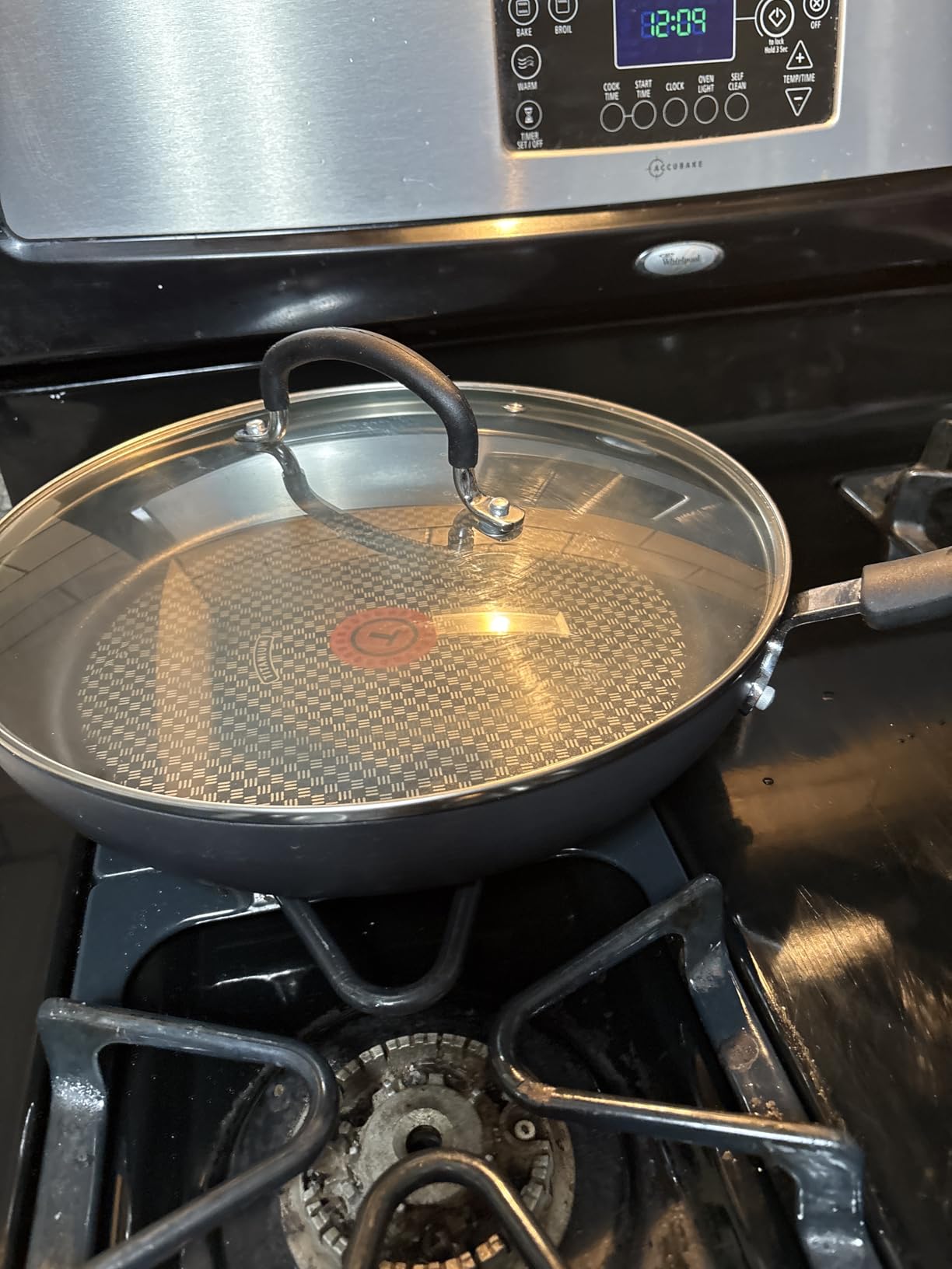 T-Fal Ultimate Hard Anodized Nonstick Fry Pan With Lid 12 Inch, Oven Broiler Safe 400F, Lid Safe 350F, Dishwasher Safe, Onyx customer photo 2