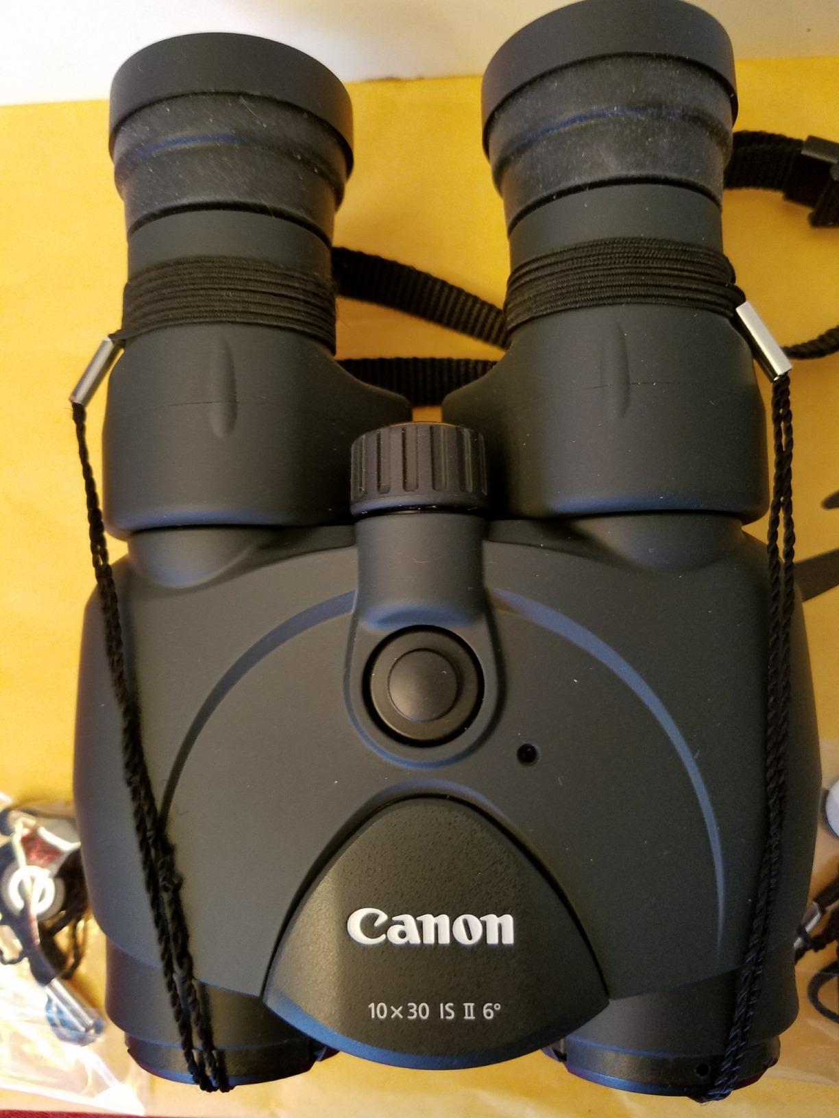 Canon 10x30 Image Stabilization II Binoculars customer photo 2