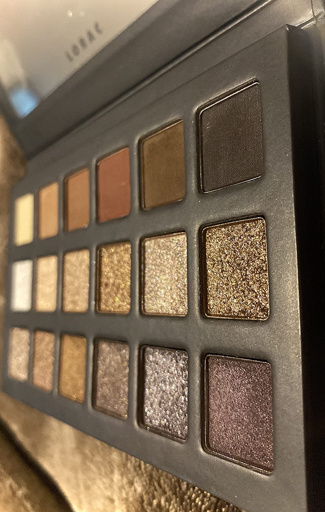 LORAC PRO Matte & Shimmer Eyeshadow Palette, Metallic High Pigmented, Mirror Compact customer photo 1