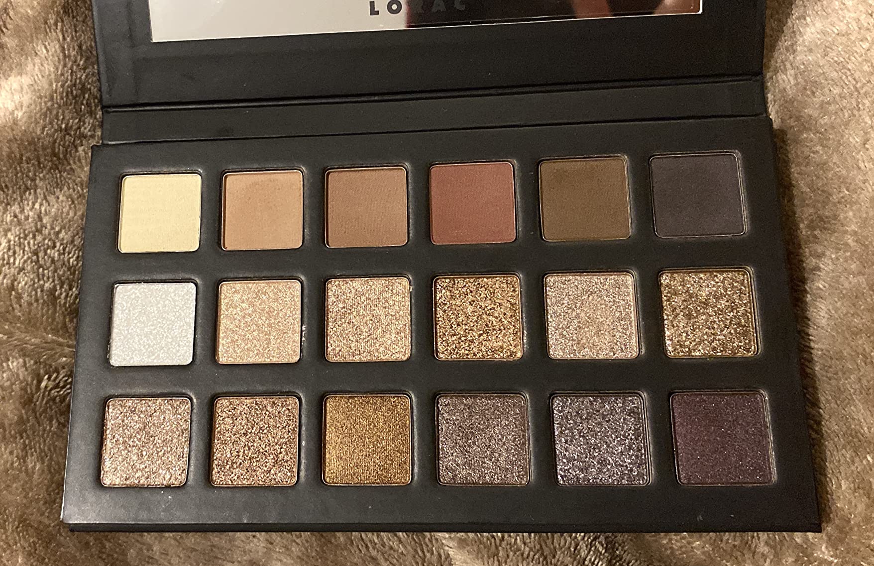 LORAC PRO Matte & Shimmer Eyeshadow Palette, Metallic High Pigmented, Mirror Compact customer photo 2
