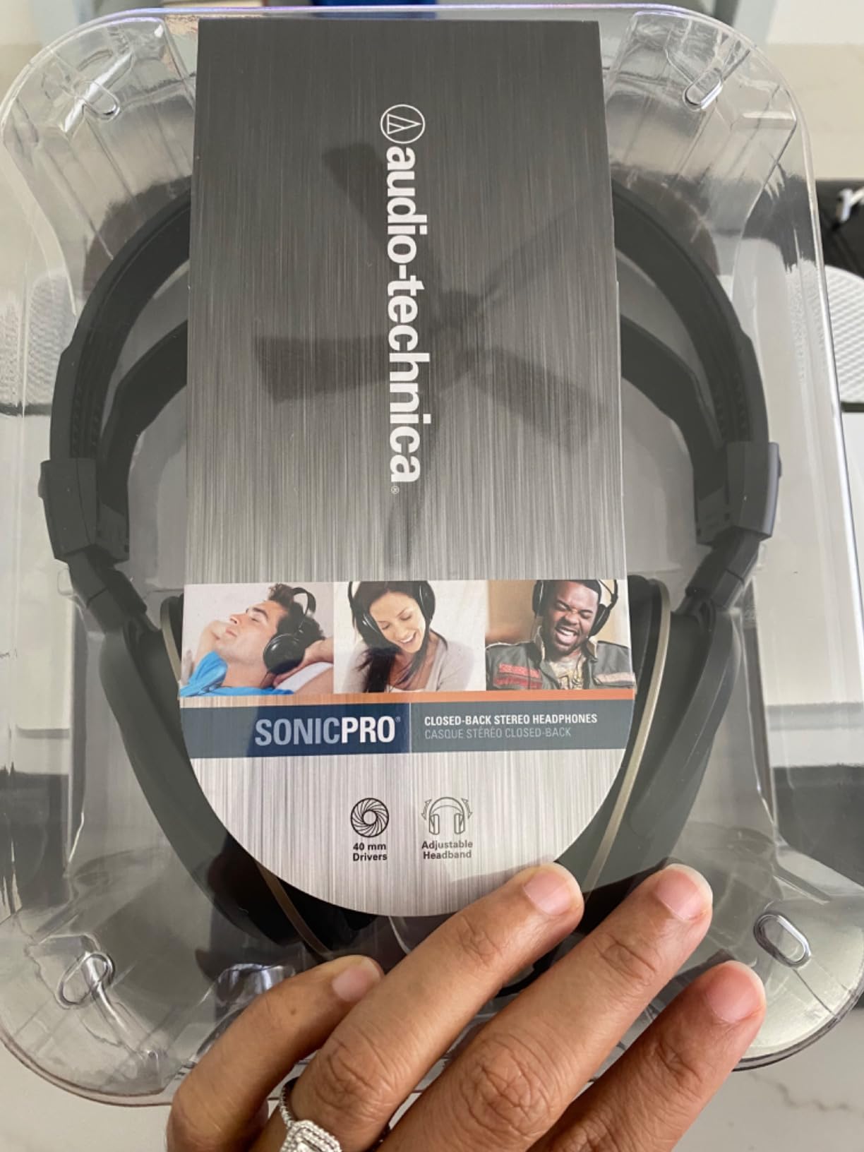 ATH-AVC200 SonicPro Over-Ear Closed-Back Dynamic Headphones Black customer photo 2