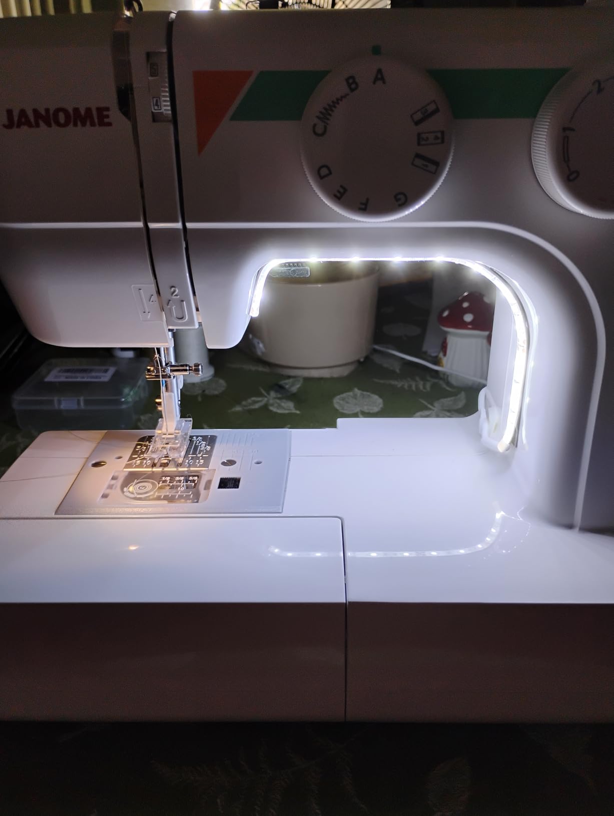 Janome MOD-15 Easy-to-Use Sewing Machine with 15 Stitches, Adjustable Stitch Length and 5-Piece Feed Dogs customer photo 1