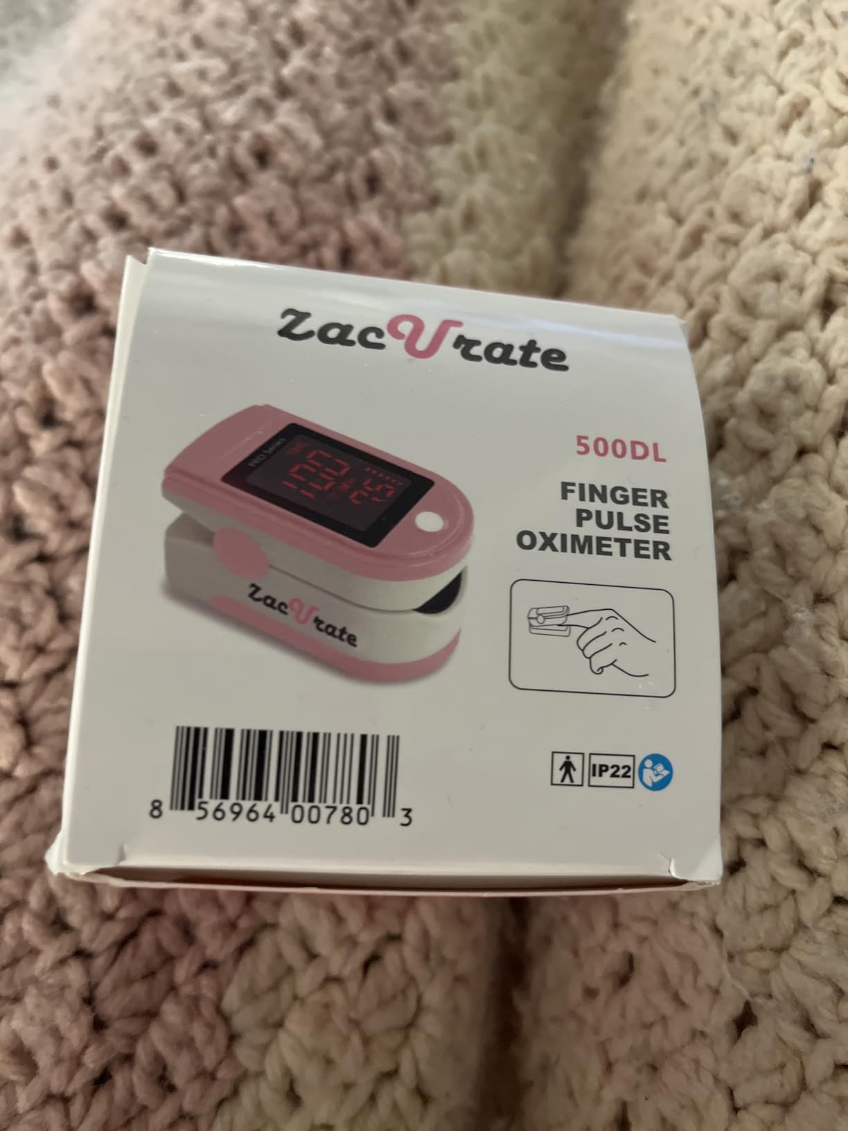 Zacurate Pro Series 500DL Fingertip Pulse Oximeter Blood Oxygen Saturation Monitor with Silicone Cover, Batteries and Lanyard (Mystic Purple) customer photo 2