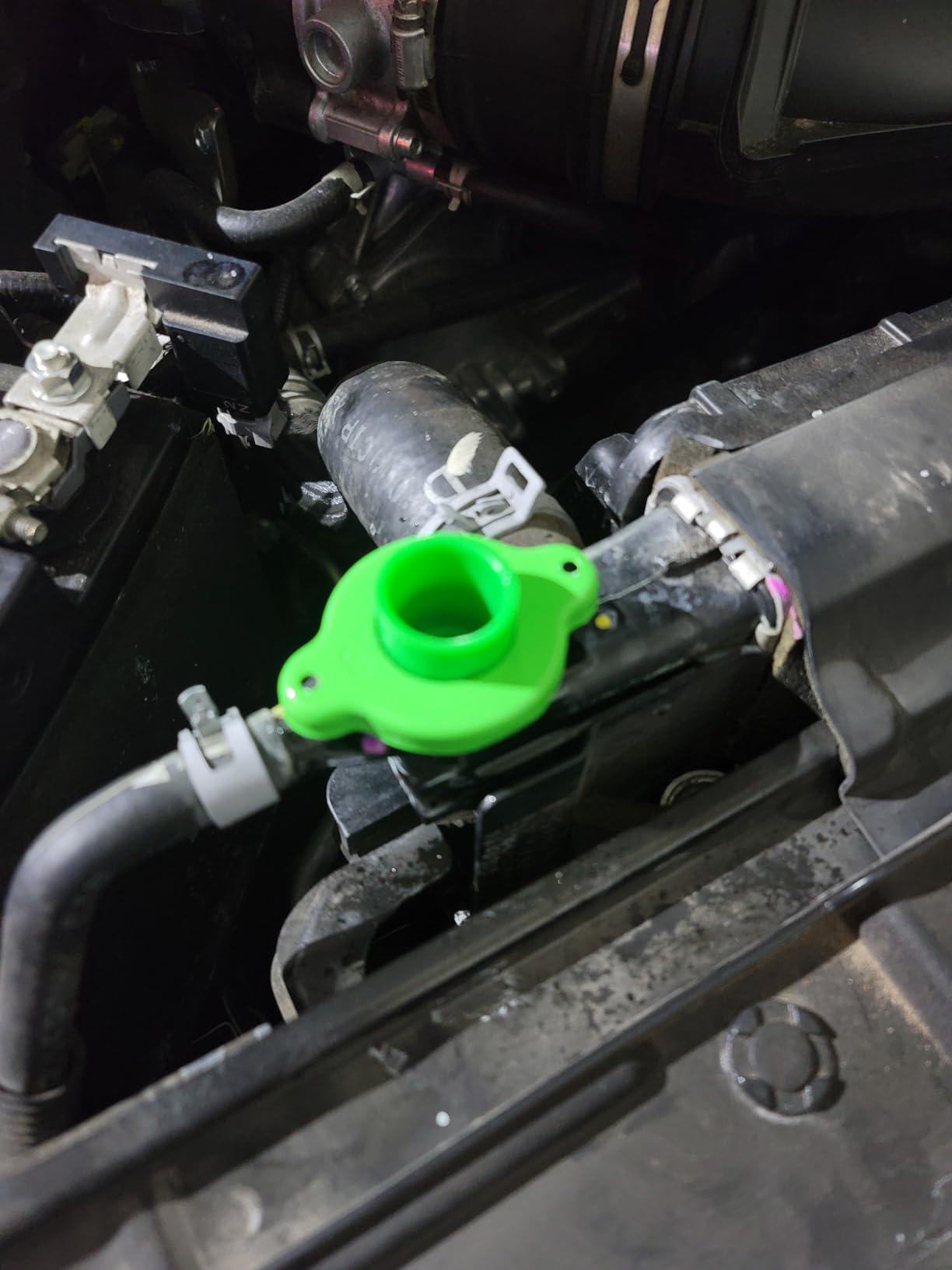 EPAuto Spill Proof Radiator Coolant Filling Funnel Kit customer photo 1