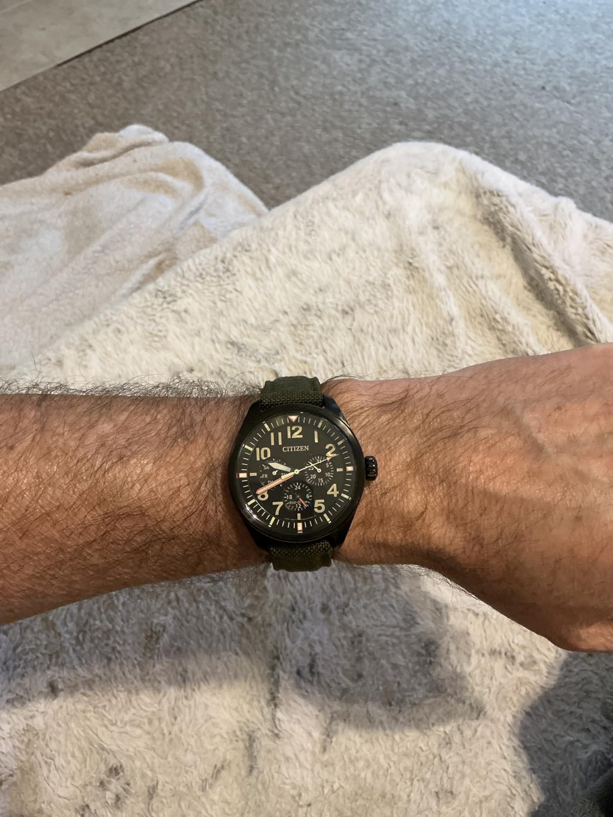 Citizen Men's Eco-Drive Weekender Garrison Field Watch, Stainless Steel with Olive Green Nylon Strap, Black Dial (Model: BU2055-16E) customer photo 1