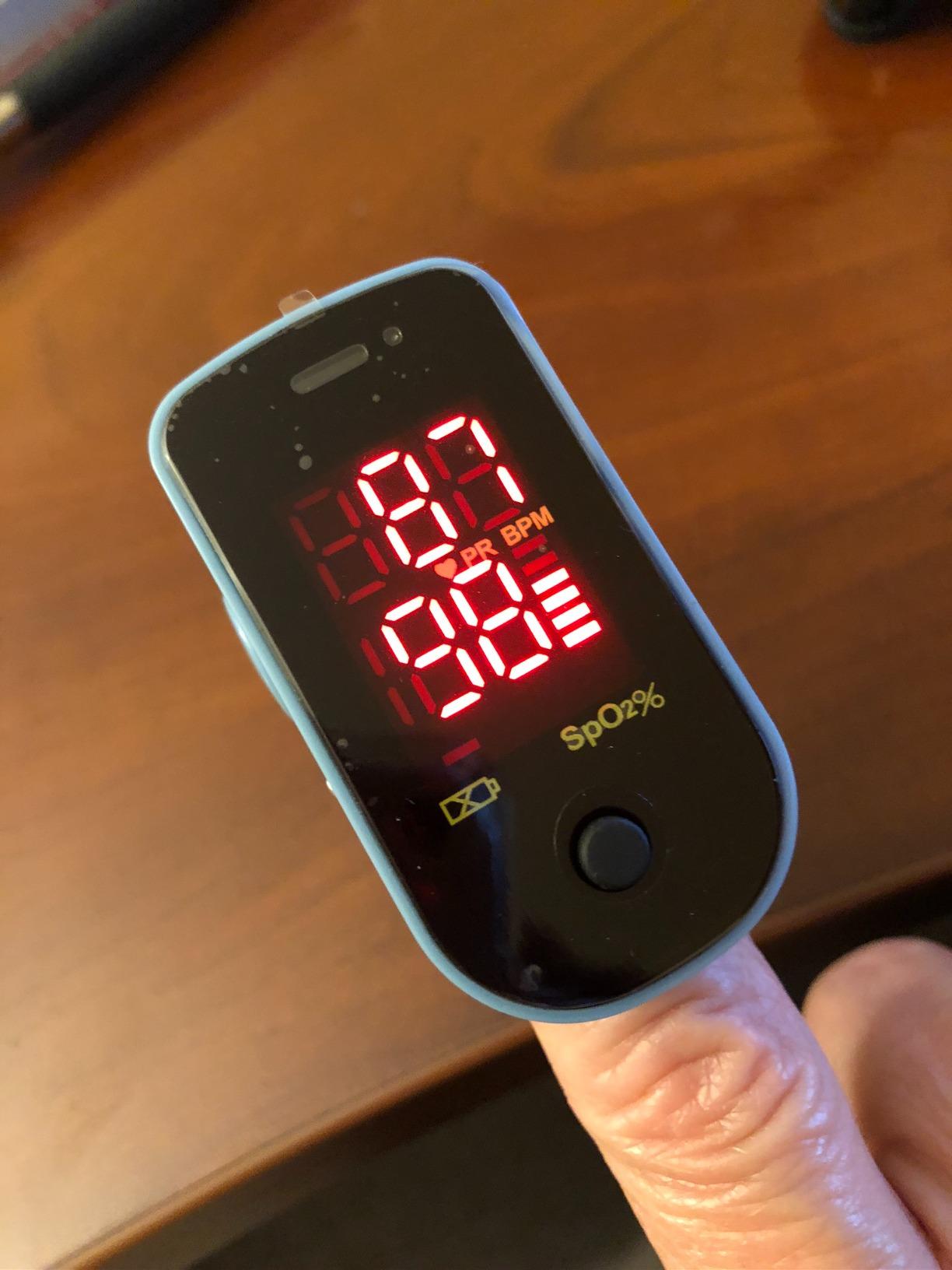 CHOICEMMED Finger Pulse Oximeter - Blue Blood Oxygen Monitor with Batteries - Portable O2 Saturation Sensor in Carry Pouch customer photo 2