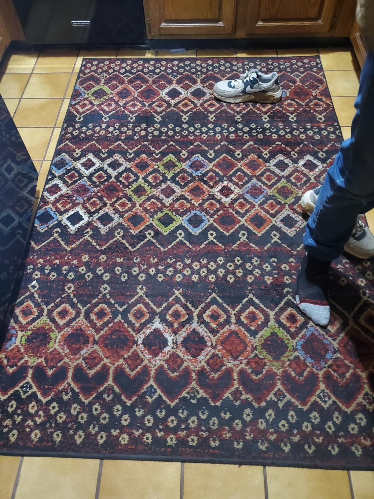 SAFAVIEH Area Rug 8x10 - Amsterdam Collection - Large - Ivory & Multi, Moroccan Boho Design, Non-Shedding & Easy Cleaning, Ideal for Living Room, Bedroom, Office, Dining Space (AMS108K) customer photo 1