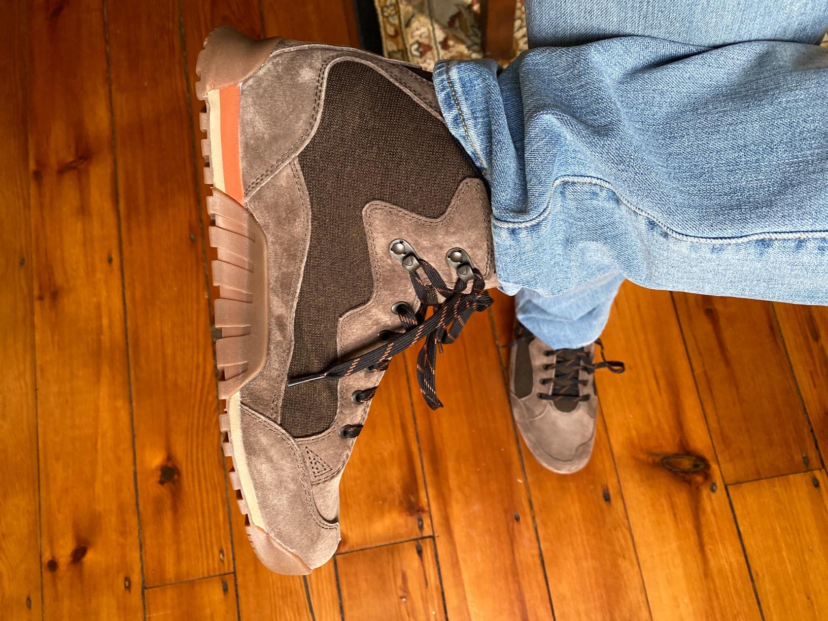 Danner Skyridge Hiking Boots for Men - Waterproof, with Durable Suede & Cotton Ripstop Upper, Breathable Lining, Comfort Footbed & Traction Outsole customer photo 1