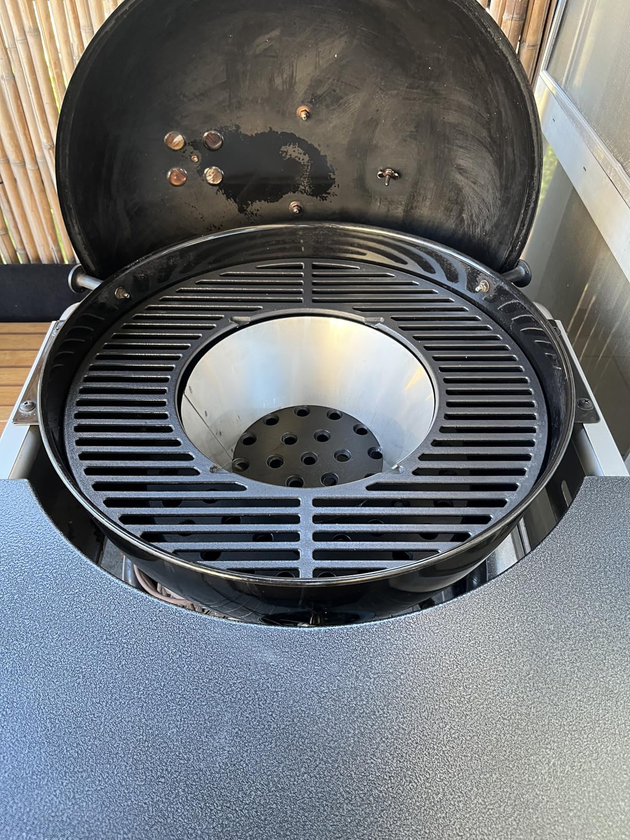 Dracarys Round cast Iron fire Grate, BBQ high Heat Charcoal Plate for Large Big Green Egg fire Grate Bottom Grate Grill Parts Charcoal Grate Replacement Parts Big Green Egg accessories-9inch customer photo 1