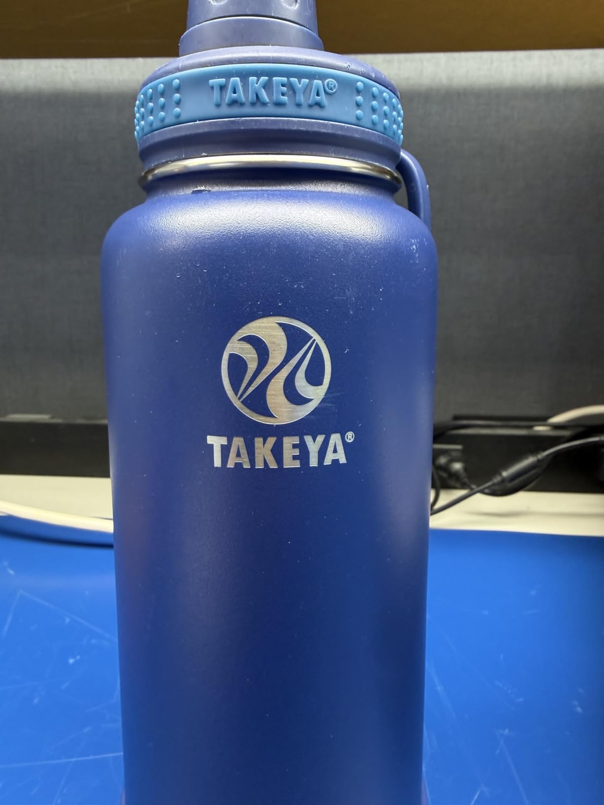 TAKEYA Actives Stainless Steel Water Bottle, Insulated Spout Lid, Keeps Drinks Cold 24 Hrs, Leakproof, Durable, Dishwasher Safe, 18 oz/Midnight Blue customer photo 2
