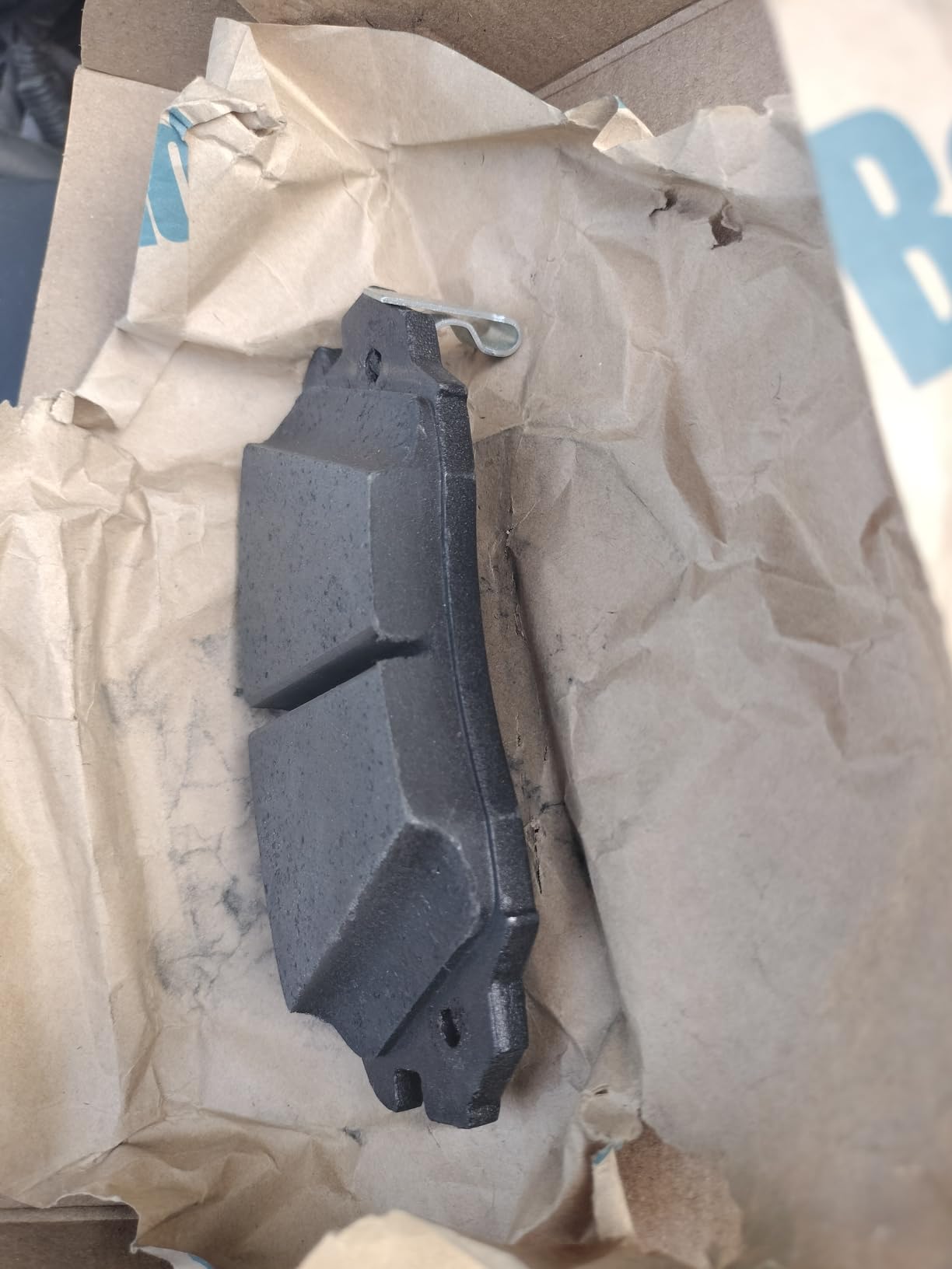 Bendix Premium SBC1184A Ceramic Front Brake Pads for Select Lexus CT200h, Toyota Corolla, Prius Models customer photo 1