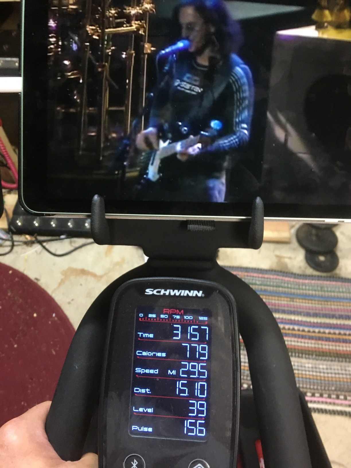 Schwinn IC3 Indoor Cycling Bike customer photo 1