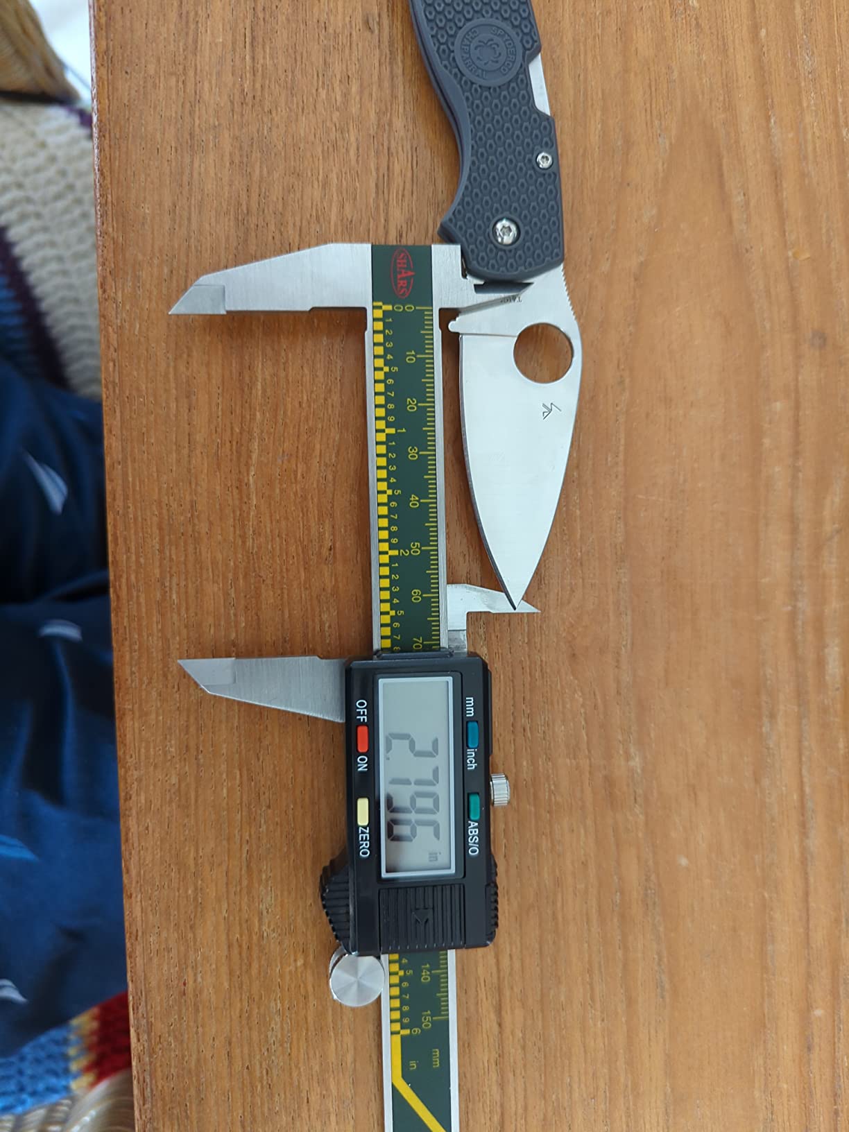 Spyderco Chaparral Lightweight Prestige Knife with 2.80 CTS XHP Steel Blade and Gray Durable FRN Handle - PlainEdge - C152PGY customer photo 2