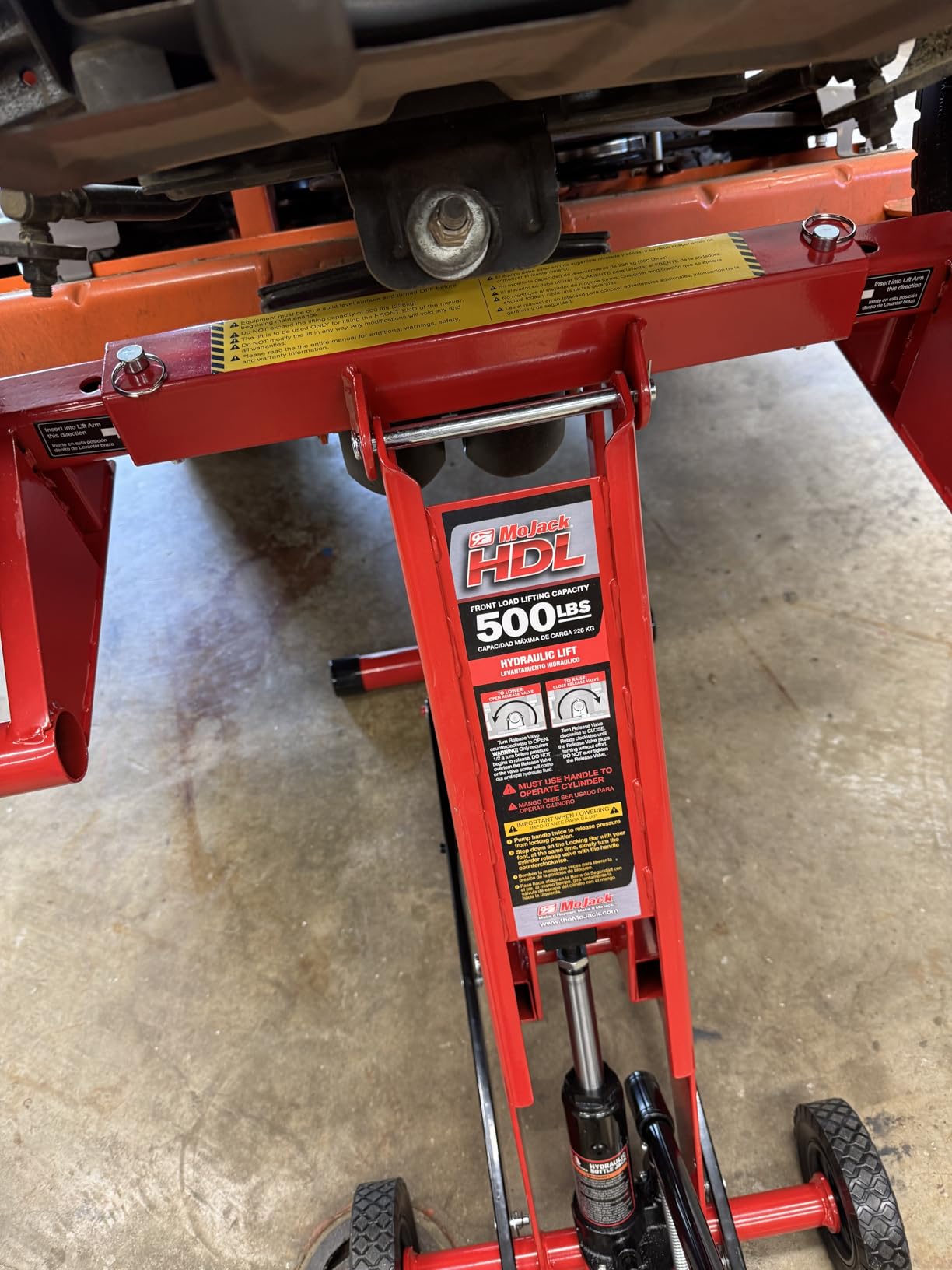MoJack 45501 HDL500 Hydraulic Cylinder Lift Jack for Zero Turn Radius Riding Lawn Mower Maintenance and Repair - 500 Pound Lift Capacity with Locking Bar for Added Safety customer photo 1