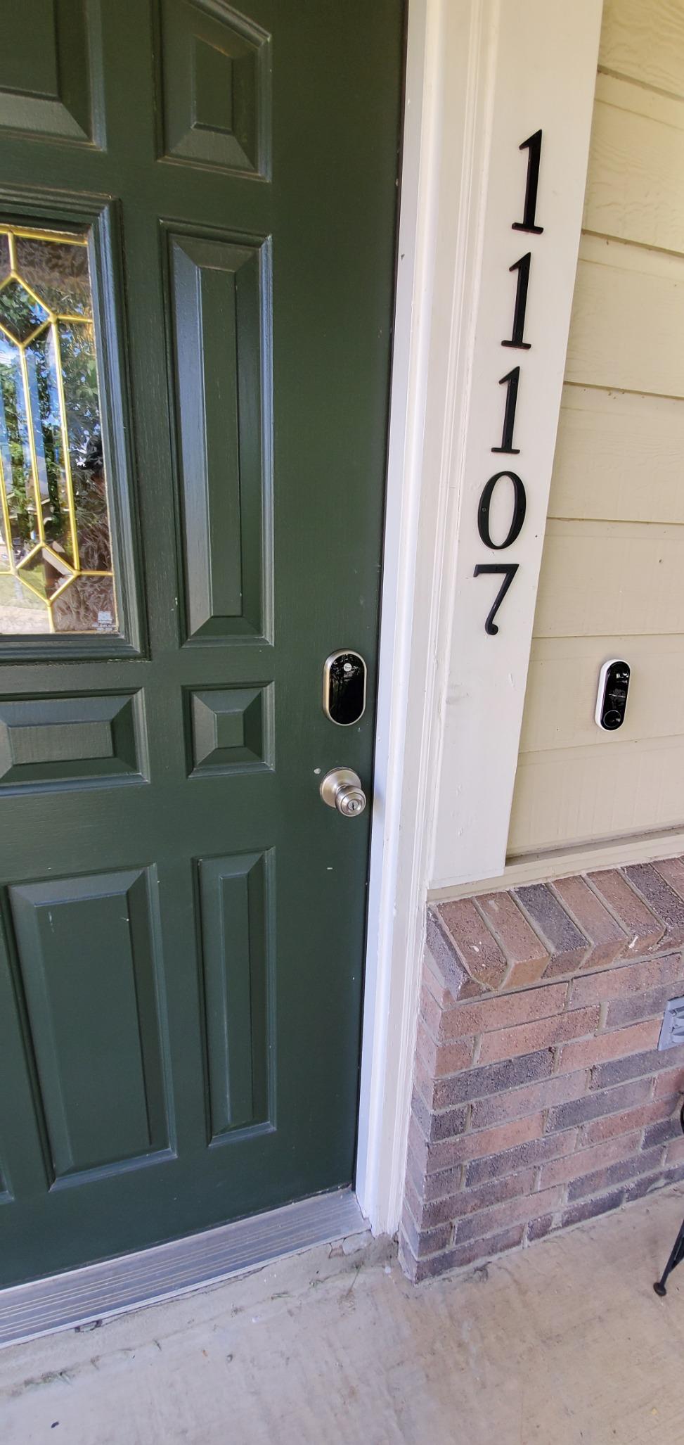 Nest x Yale Lock - Tamper-Proof Smart Lock for Keyless Entry - Keypad Deadbolt Lock for Front Door - Satin Nickel customer photo 1