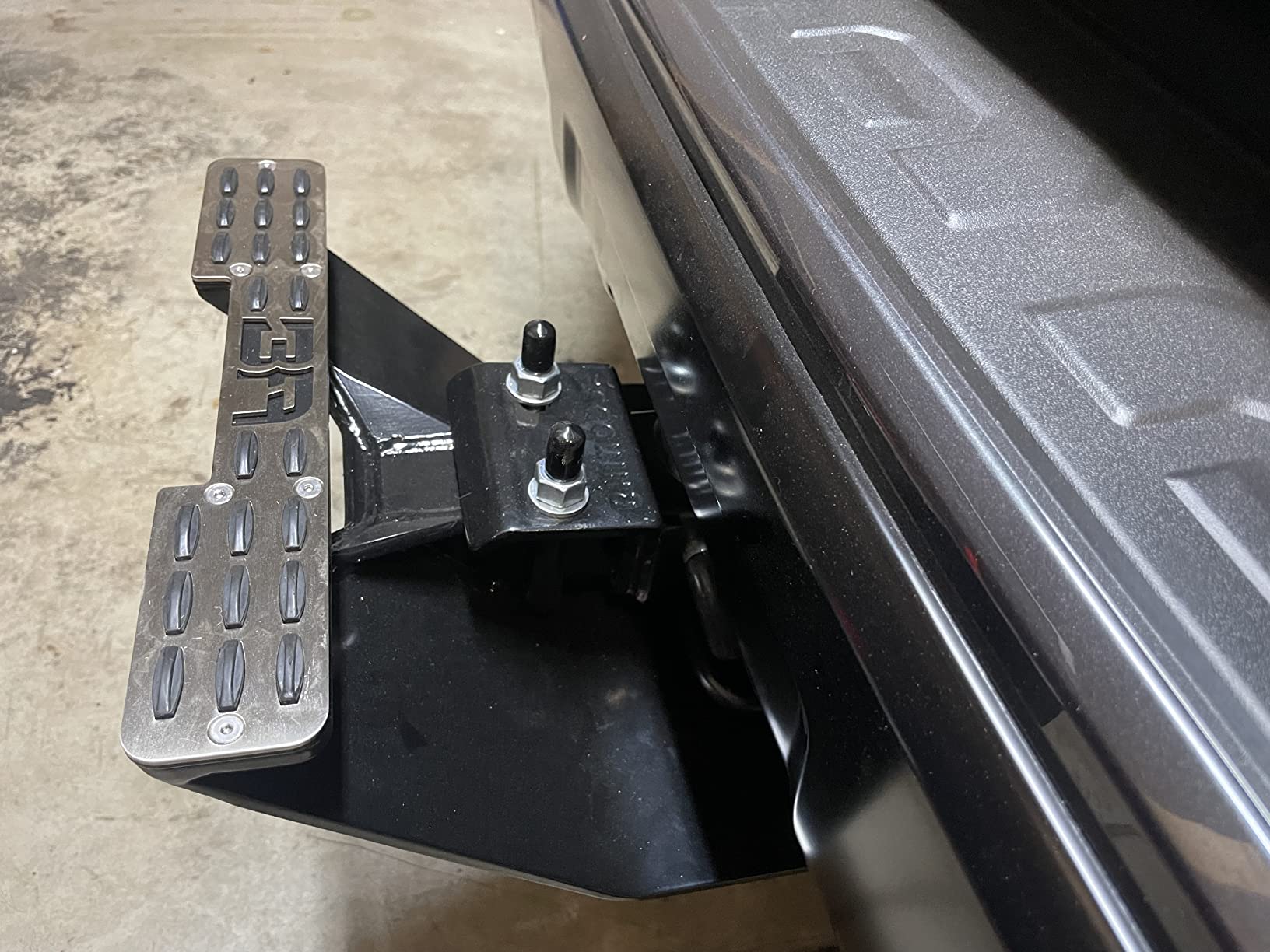 WeatherTech BODYARMOR 5136 Universal Hitch Skid Universal Hitch Skid, Black customer photo 1