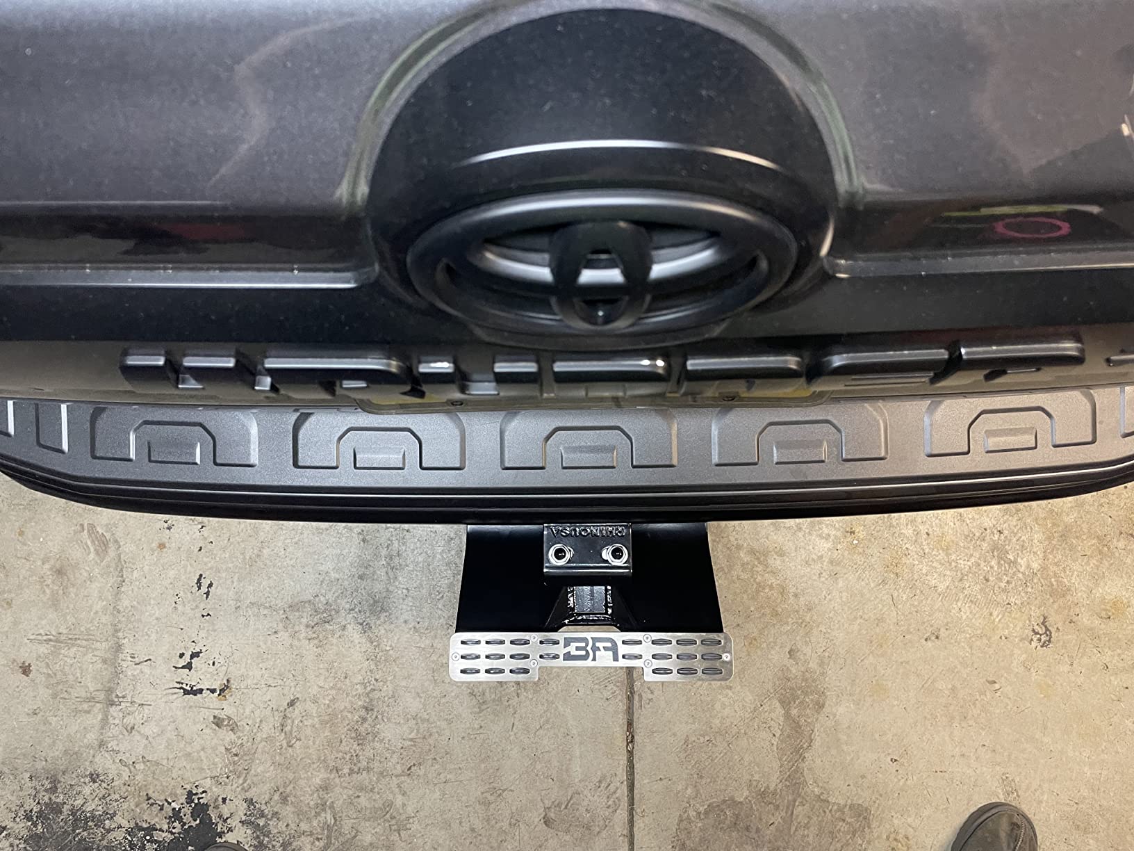 WeatherTech BODYARMOR 5136 Universal Hitch Skid Universal Hitch Skid, Black customer photo 2