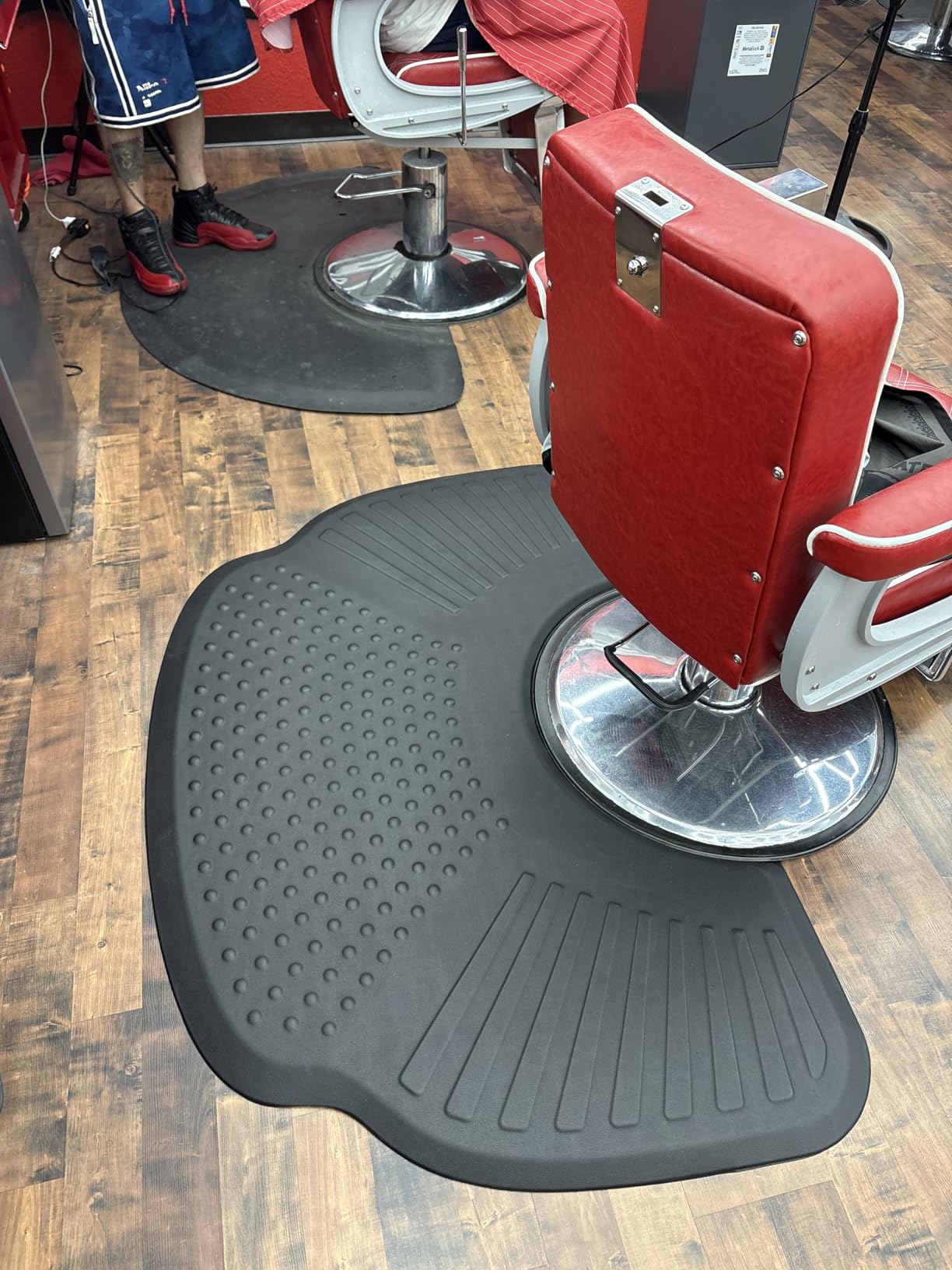 3' x 5' Salon Anti Fatigue Mat for Hair Stylist 7/8'' Thick, Rectangle Comfort Barber Shop Beauty Floor Mats Under Styling Chair customer photo 1
