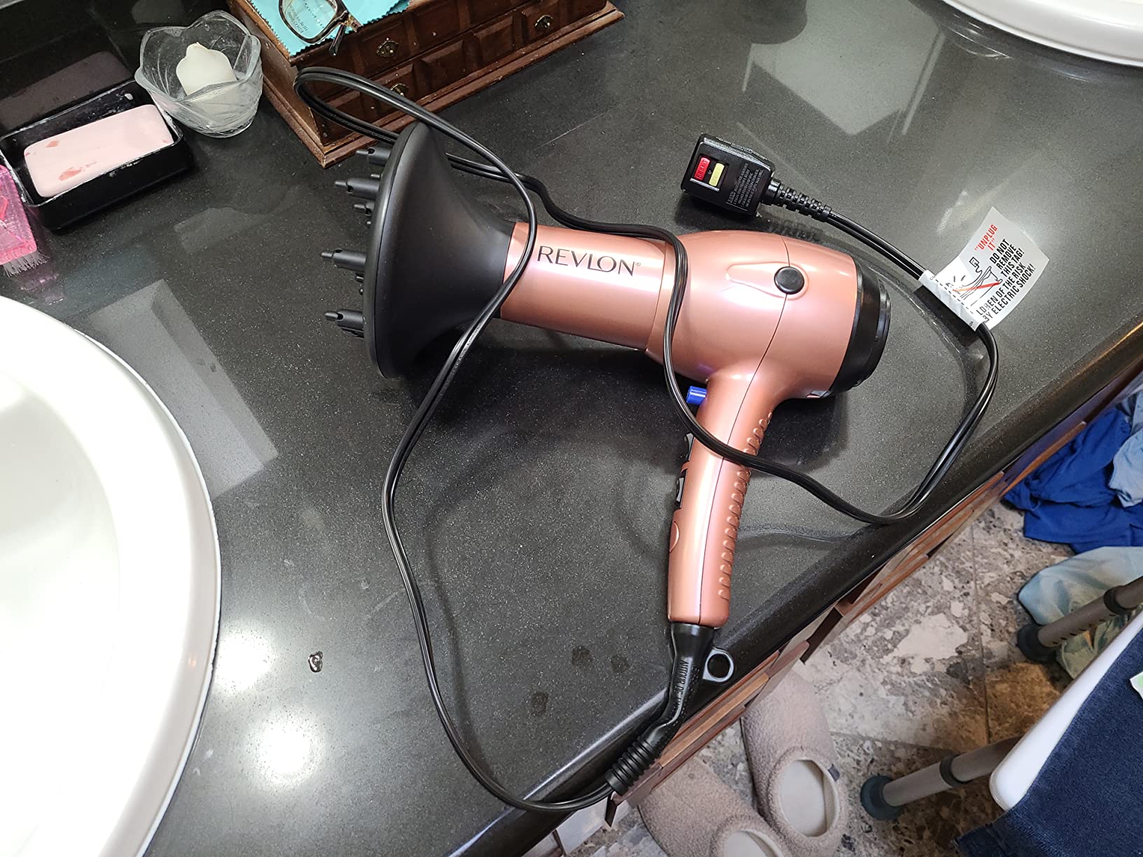 Revlon Light & Fast Hair Dryer | 1875W Stunning Blowouts Easily and Comfortably customer photo 2