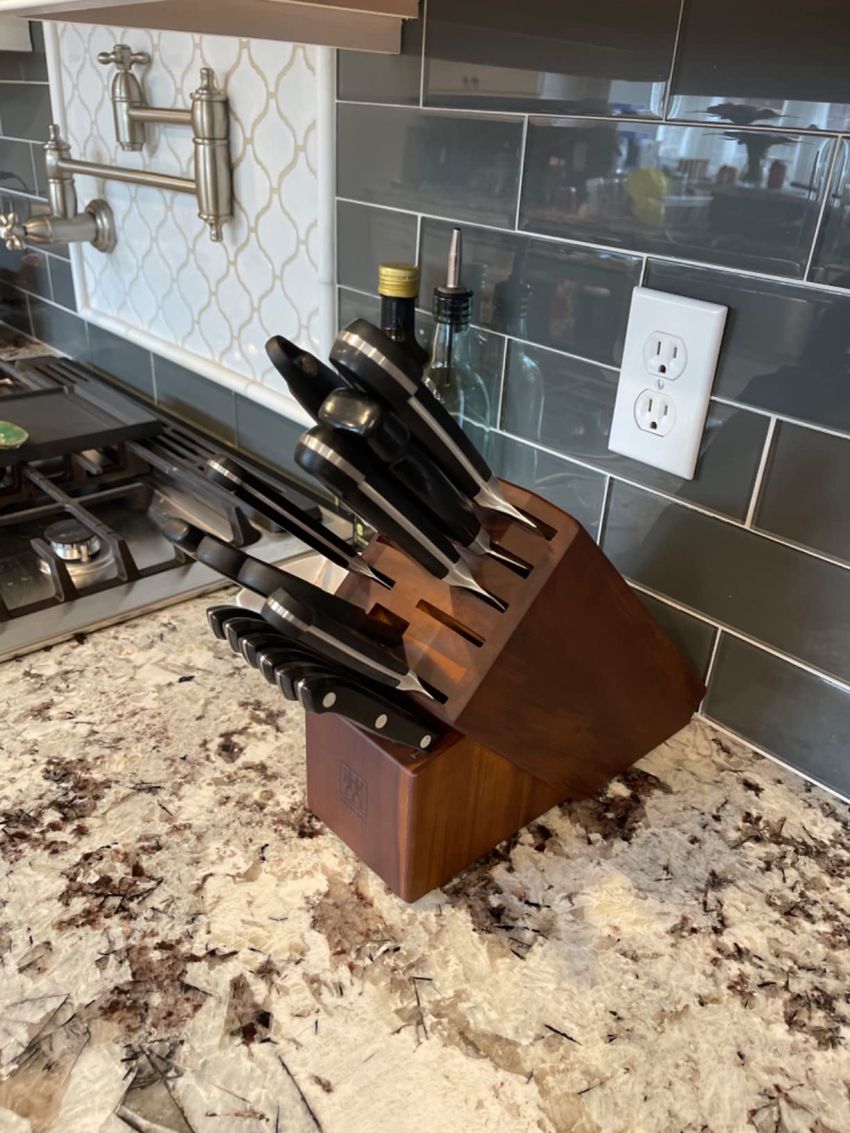 ZWILLING J.A. Henckels 7-pc ZWILLING Pro Knife Block Set, Black/Stainless Steel customer photo 1