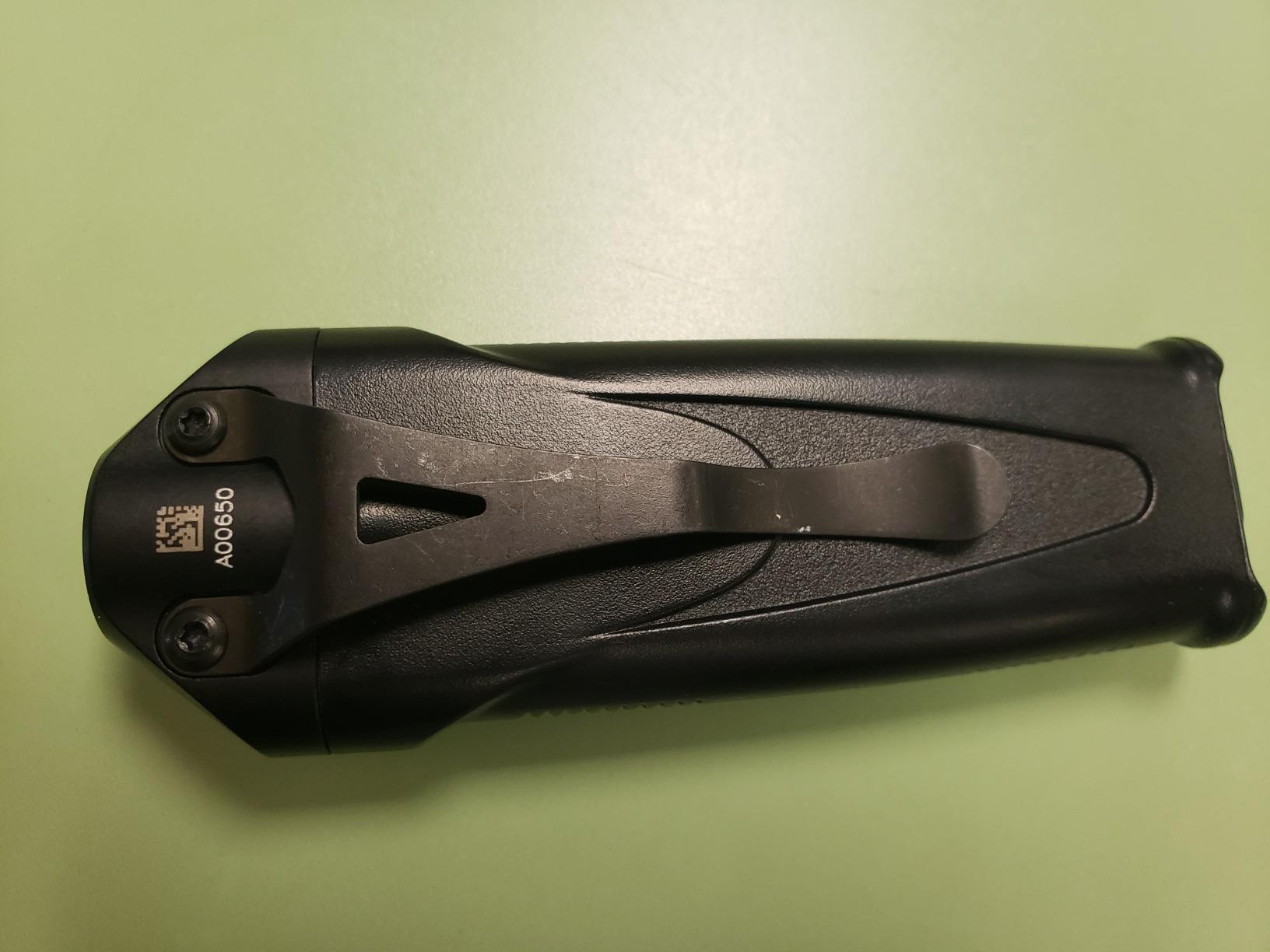 SureFire Stiletto Pocket Light customer photo 2