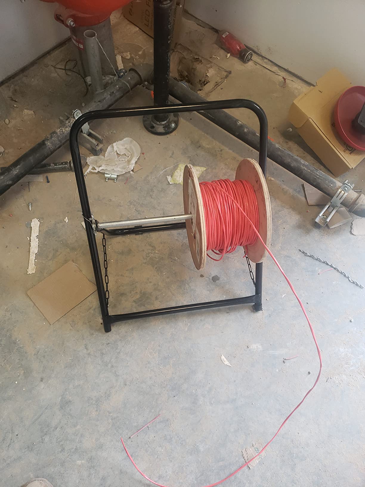 AdirPro Single Axle Cable Reel Caddy | Industrial Steel Wire Dispenser | Holds Reels Up to 20
