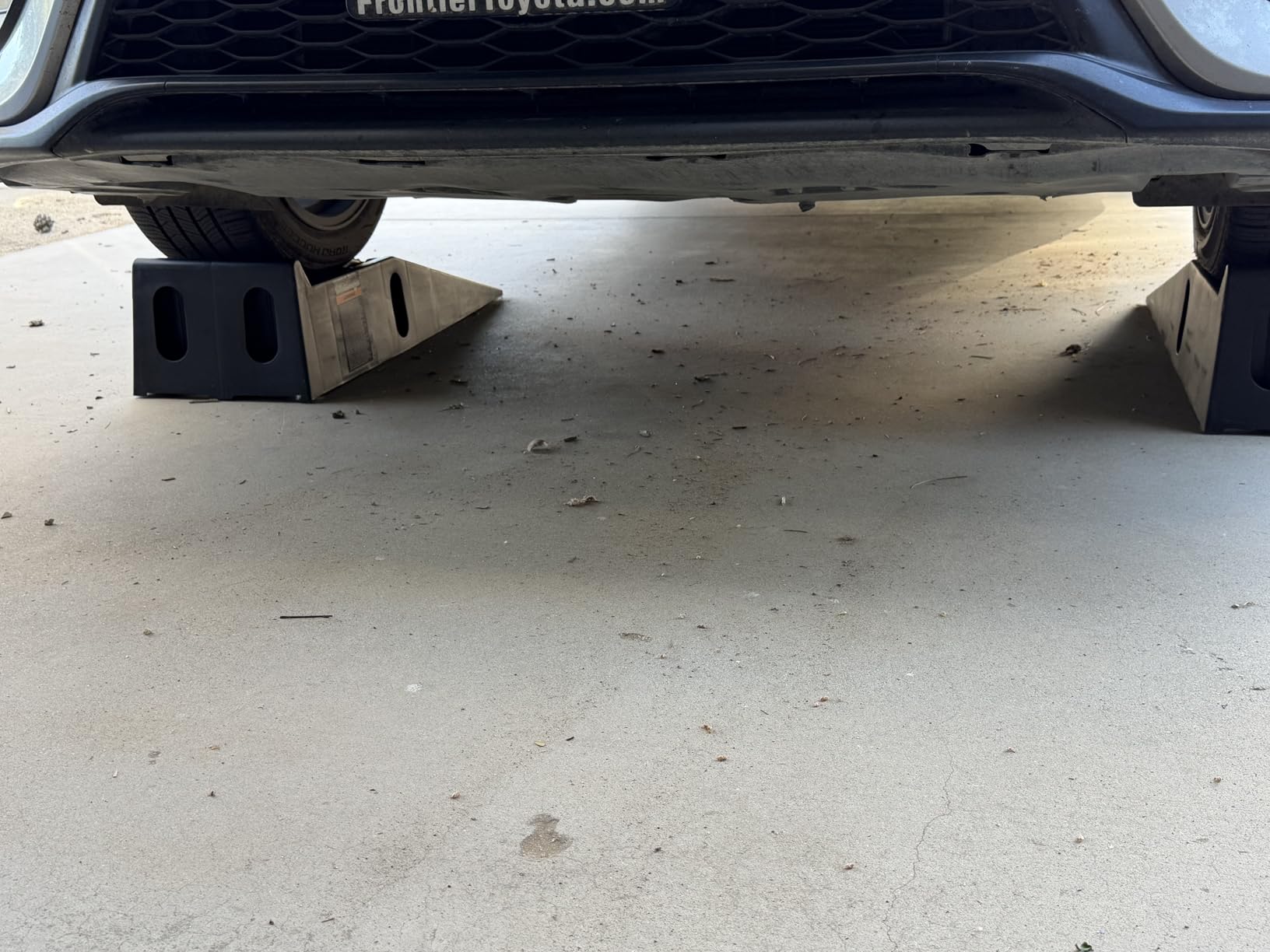 Ironton High-Impact Poly Car Ramps 12000 Lb GVW Set of 2, 6000 Lb Each, 35.5 in. L x 12 in. W x 8.5 in. H, Non-Skid Tread and Rubber Feet, for Cars, SUVs, Trucks and Vans customer photo 2