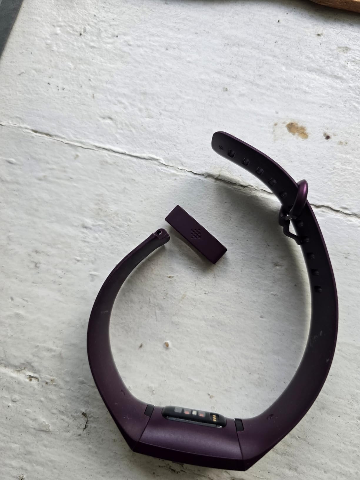 Fitbit Charge 3 Fitness Activity Tracker, Graphite/Black, One Size (S & L Bands Included) (Renewed) customer photo 2