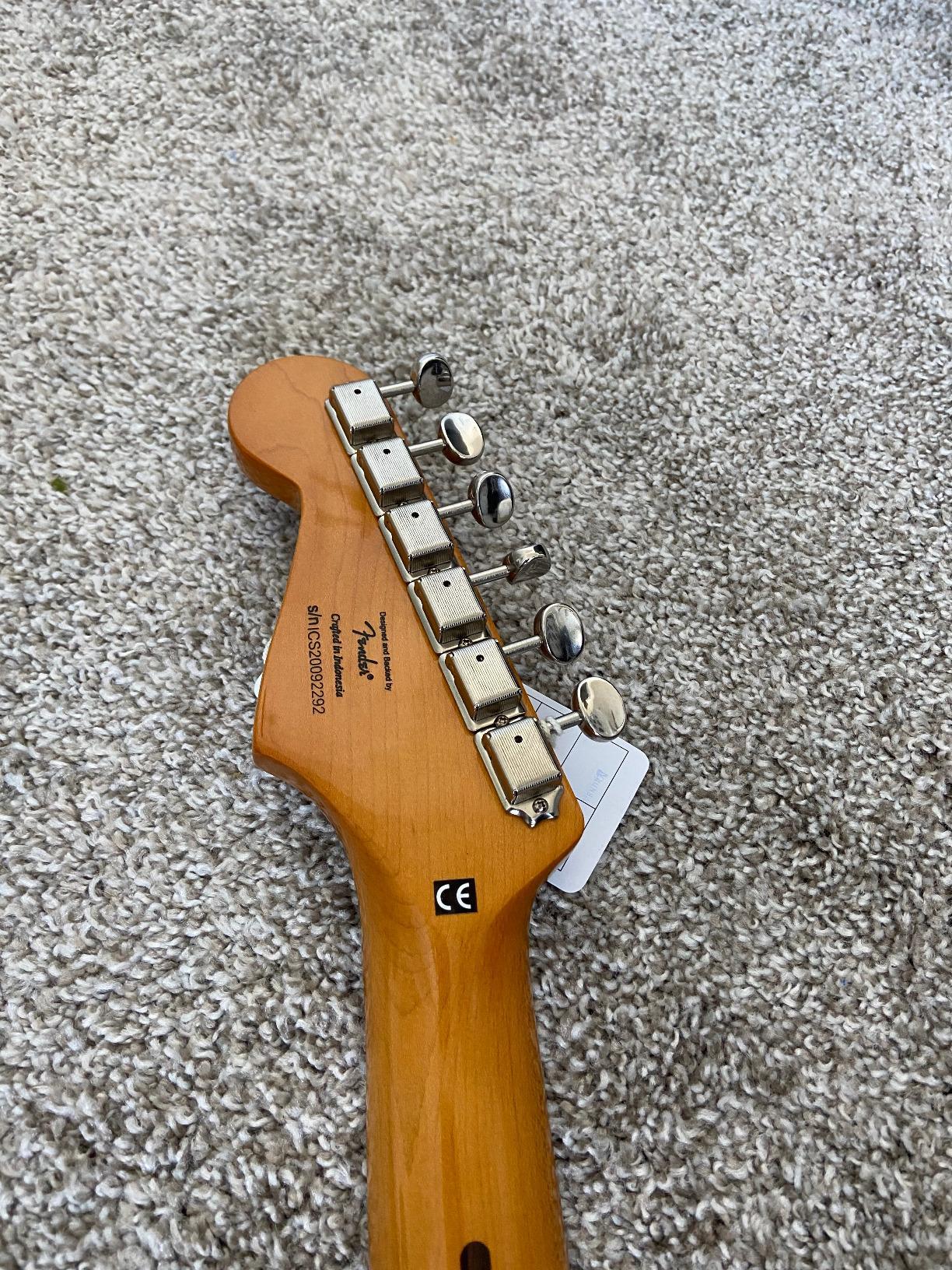 Squier Classic Vibe 60s Stratocaster Electric Guitar, with 2-Year Warranty, Lake Placid Blue, Laurel Fingerboard customer photo 1