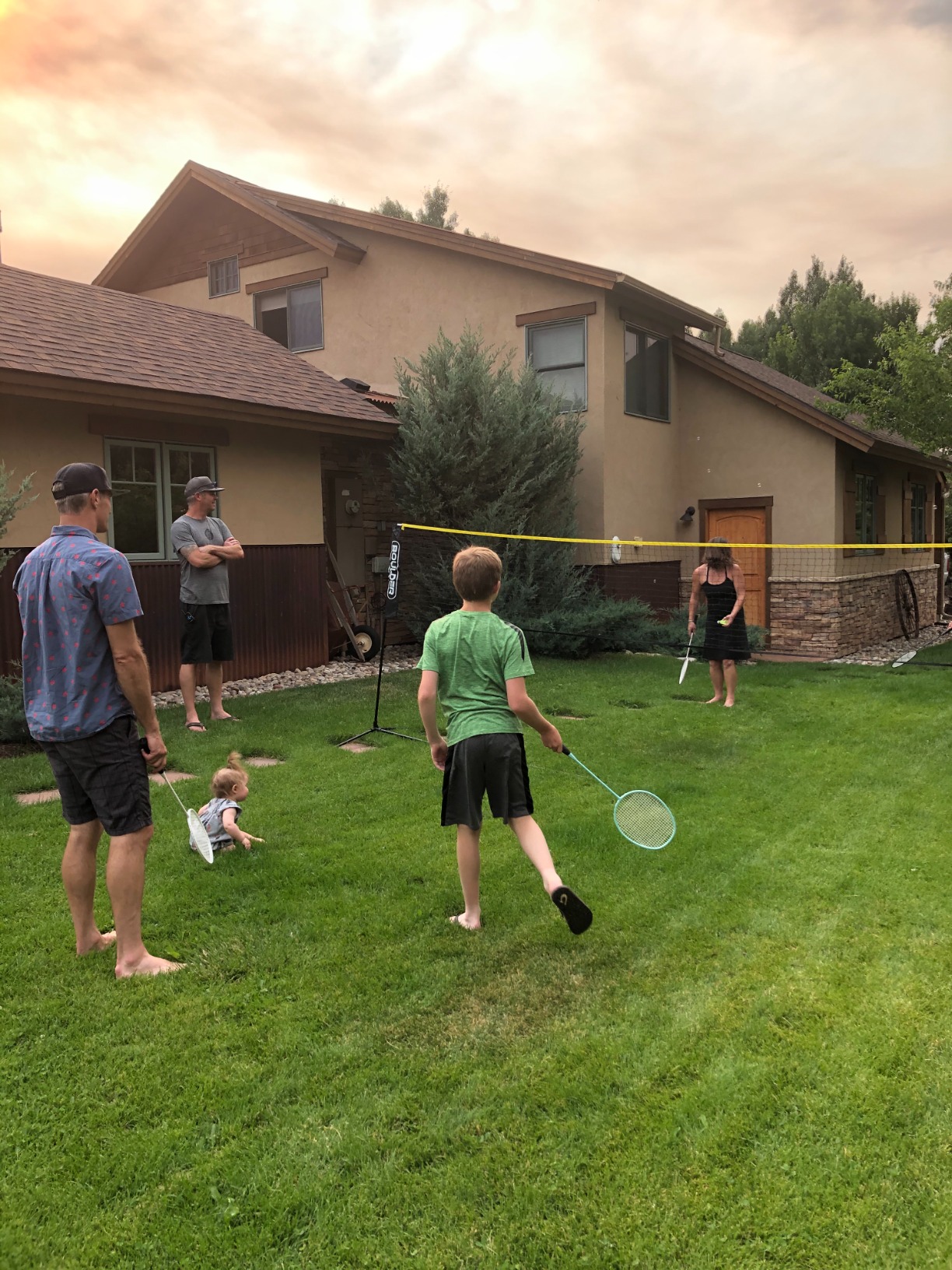 Senston Professional Badminton Rackets Set of 4-90g Carbon Fiber Shaft, 6 Shuttlecocks, 4 Grips & Bag for Backyard Games | Lightweight Outdoor Family Fun customer photo 1