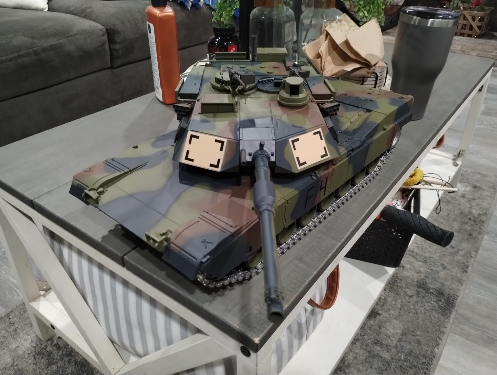 Heng Long Modified Edition 1/16 2.4ghz Remote Control US M1A2 Abrams Tank Camouflage Color(360-Degree Rotating Turret)(Steel Gear Gearbox)(3800mah Battery)(Metal Tracks &Sprocket Wheel & Idle Wheel) customer photo 1