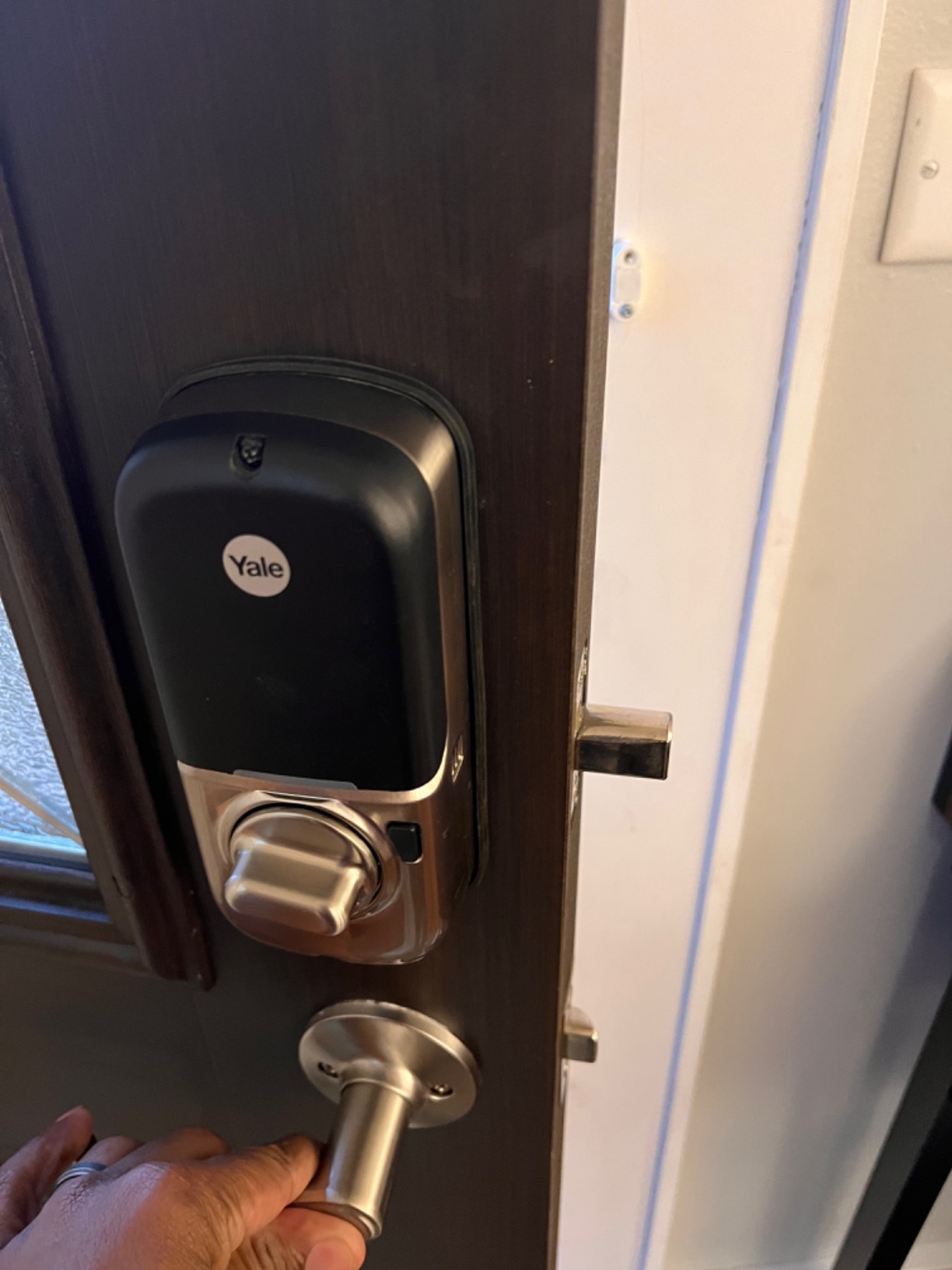 Yale Assure Lock Deadbolt, Black Suede Digital Touchscreen Keypad with Z-Wave for Code Entry and Remote Access and Backup Key, YRD226-ZW2-BSP customer photo 2