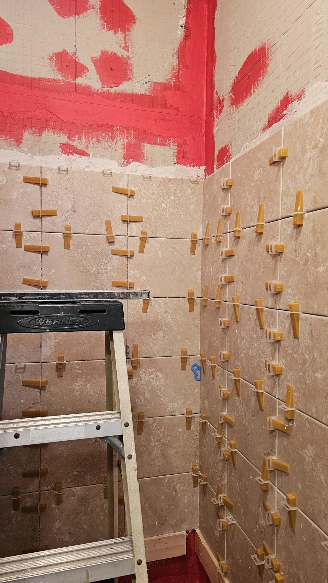 DGSL Tile Leveling System with Tile Plier - 300-Piece Tile Spacers Clips and 100-Piece Reusable Wedges - Tile Tools Set for Stone Installation (1/8 Inch Tile Spacers) customer photo 2