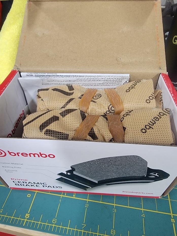 Brembo P11024N Premium Ceramic Rear Disc Brake Pad Set for Cadillac, Chevrolet, Chrysler, Dodge, Jeep customer photo 2