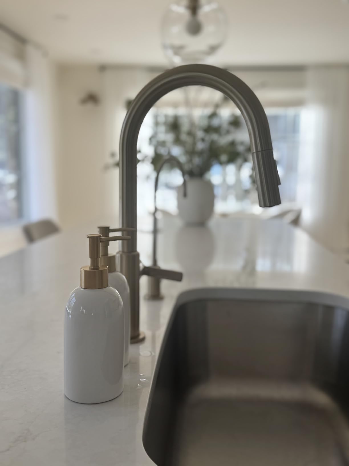 KRAUS Spot Free Stainless Steel Pull Down Kitchen Faucet KPF-2820SFS | 360-degree swivel spout, brass body with ceramic cartridge, quick connect sprayer hose, pre-attached water lines customer photo 2