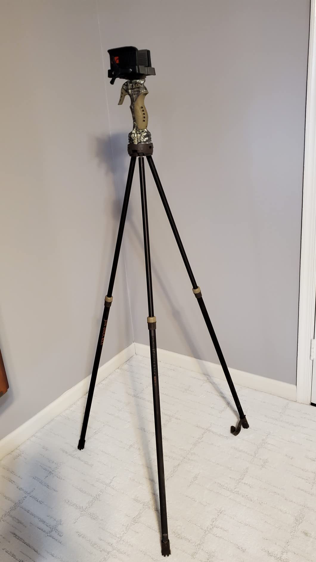 BOG DeathGrip Ultralite with Arca-Swiss and Switcheroo Capability, Lightweight Construction, Shooting Rest Head, and Universal Gun Clamp for Hunting, Shooting, Target Practice, and Outdoors customer photo 1