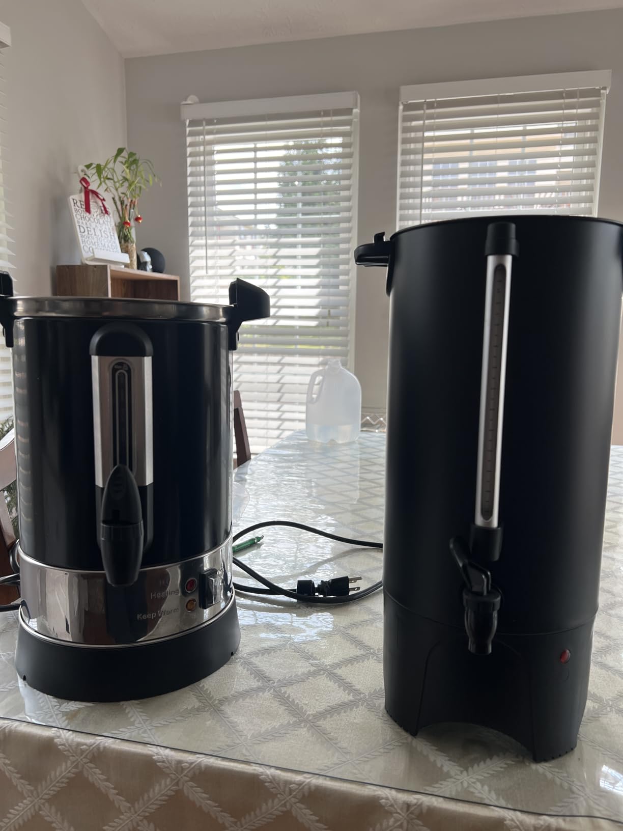Zulay Commercial Grade 100 Cup Coffee Maker Hot Water Urn - Large Percolator Pot Dispenser With Double-Wall Stainless Steel, Quick Brew, Stays Hot for Tea & Beverage at Events & Catering - Silver customer photo 2