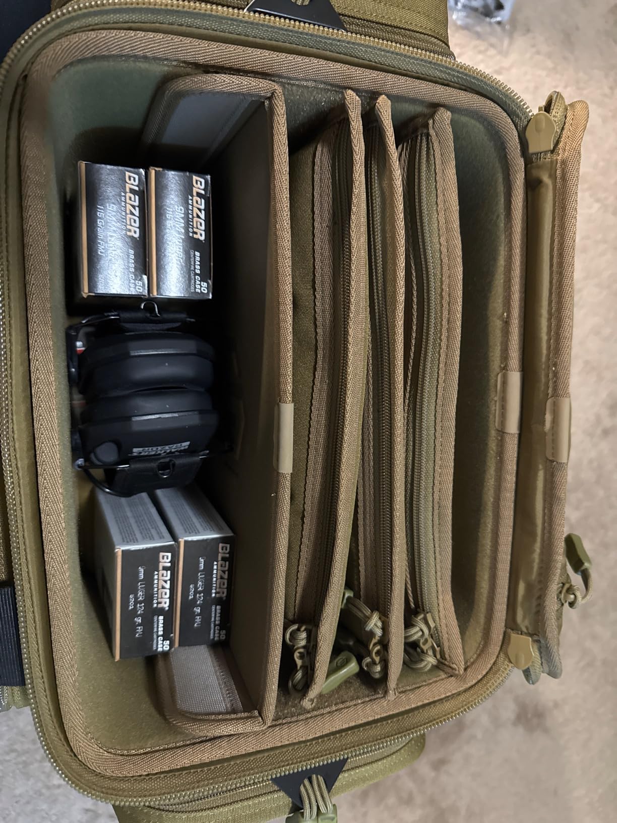 Savior Equipment Specialist Series Tactical Triple Pistol Shooting Range Hunting Duffle Bag Gun Carrying Case, Rigid Compartment Frame, Lockable Zippers customer photo 1