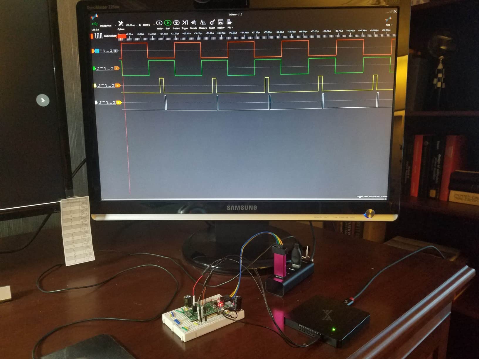 DSLogic U3Pro32 USB-Based Logic Analyzer with 1GHz Sampling Rate, 2Gbits Memory, USB 3.0 Interface, 32 Channels customer photo 2