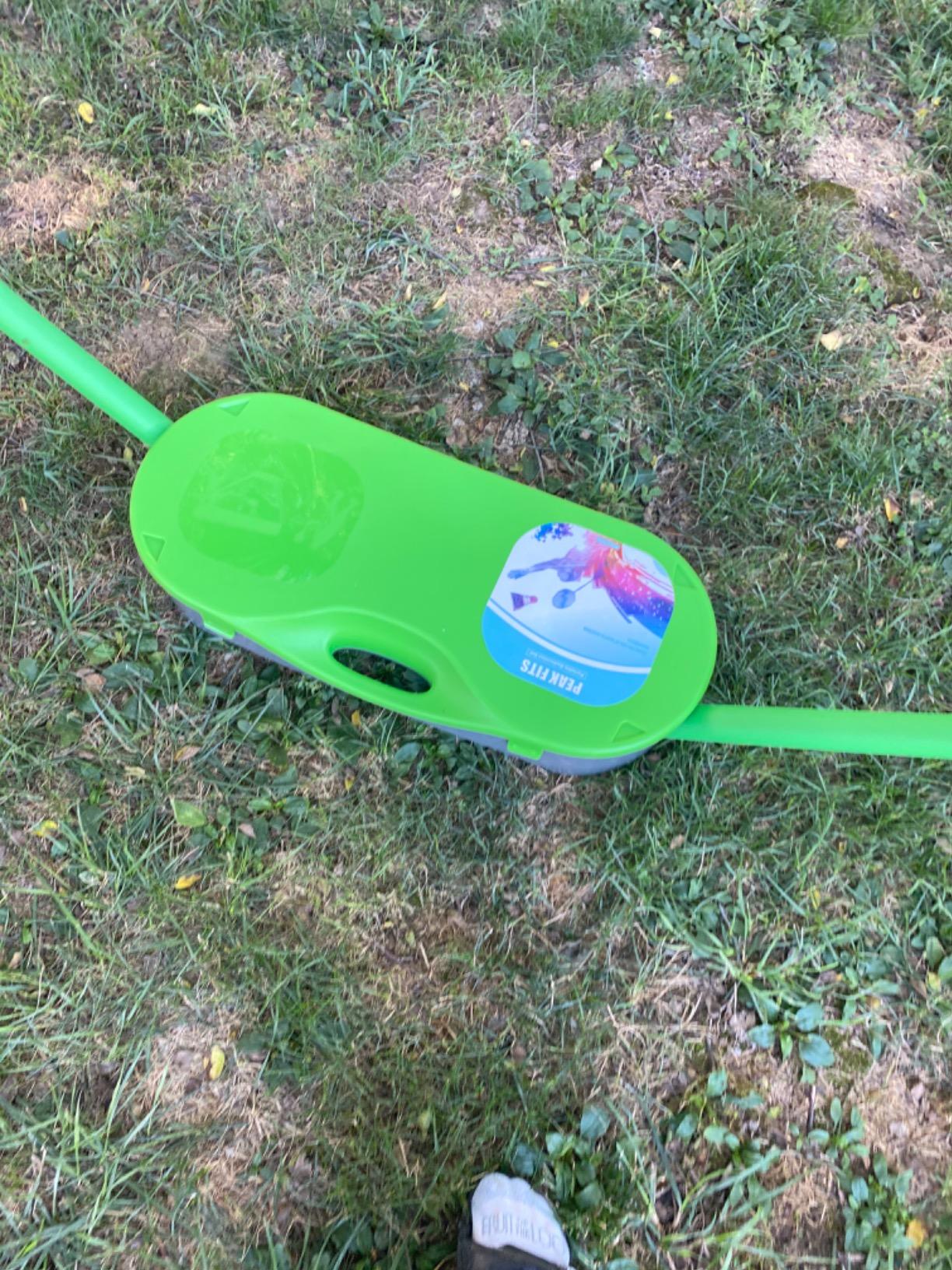 Portable Badminton Net Set,Folding Volleyball Badminton Net,4 Professional Graphite Badminton Racket,8 Racket Grip Tape,4 Shuttlecocks,Family Game,Backyard Sports customer photo 2