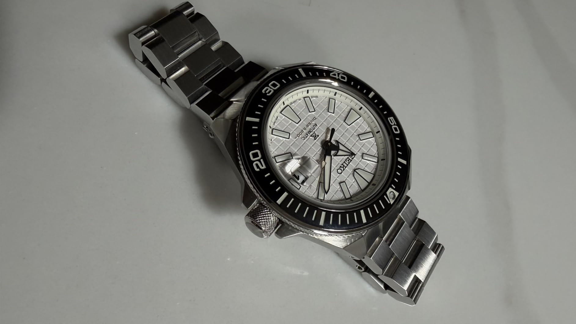 Seiko Prospex SRPG21 Automatic Dive Watch for Men - LumiBrite Hands, Magnified Date Calendar - 200M Water Resistant customer photo 2
