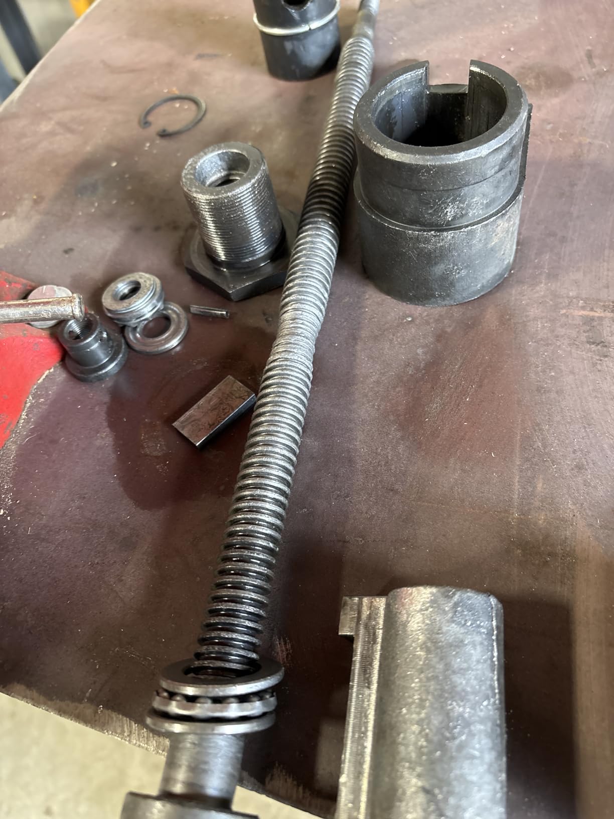 DAYUAN 1000kg Macpherson Strut Coil Spring Compressor Dumper Extractor Yolk Protector customer photo 1
