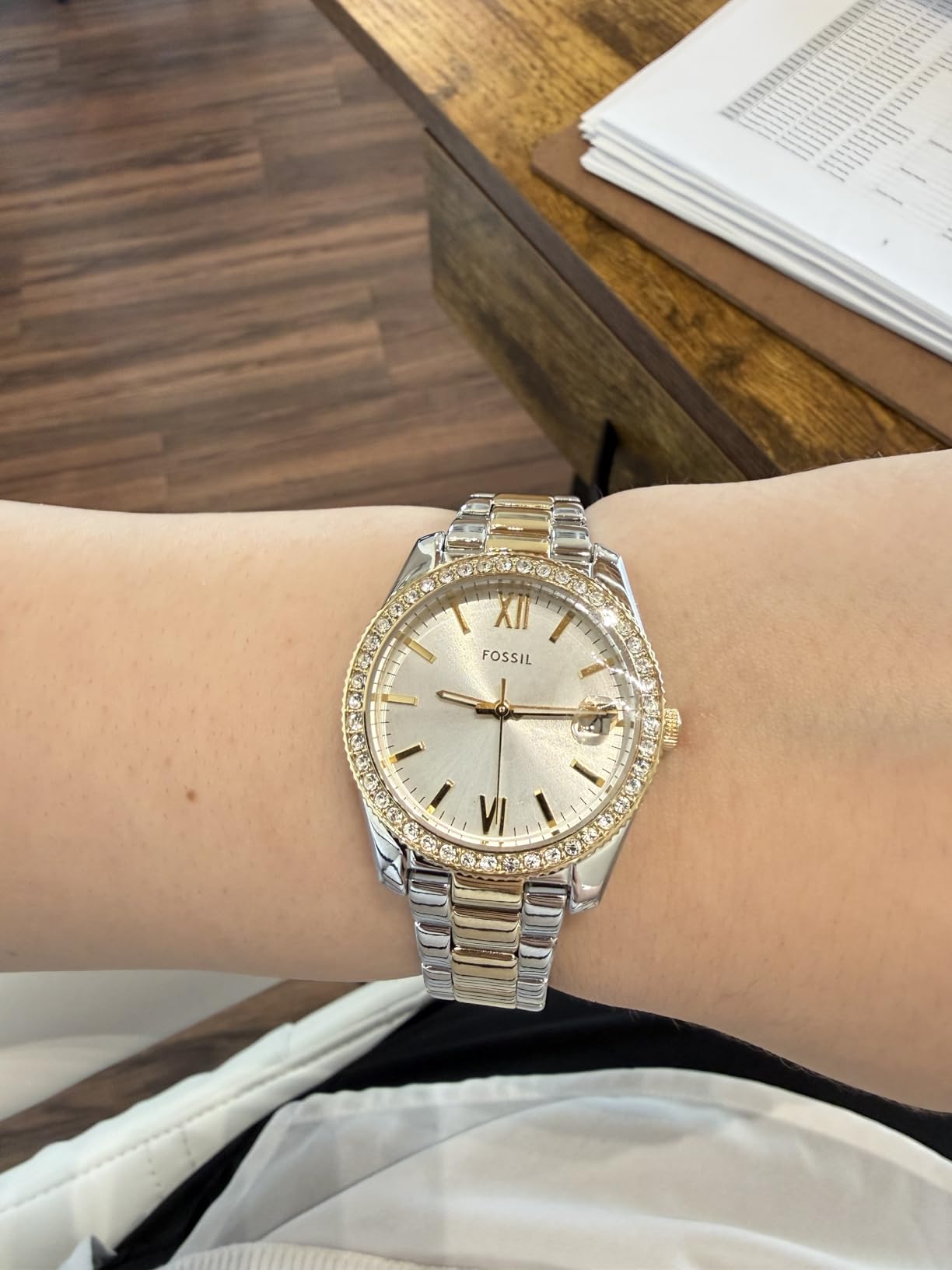 Fossil Women's Scarlette Quartz Stainless Steel Three-Hand Watch customer photo 2
