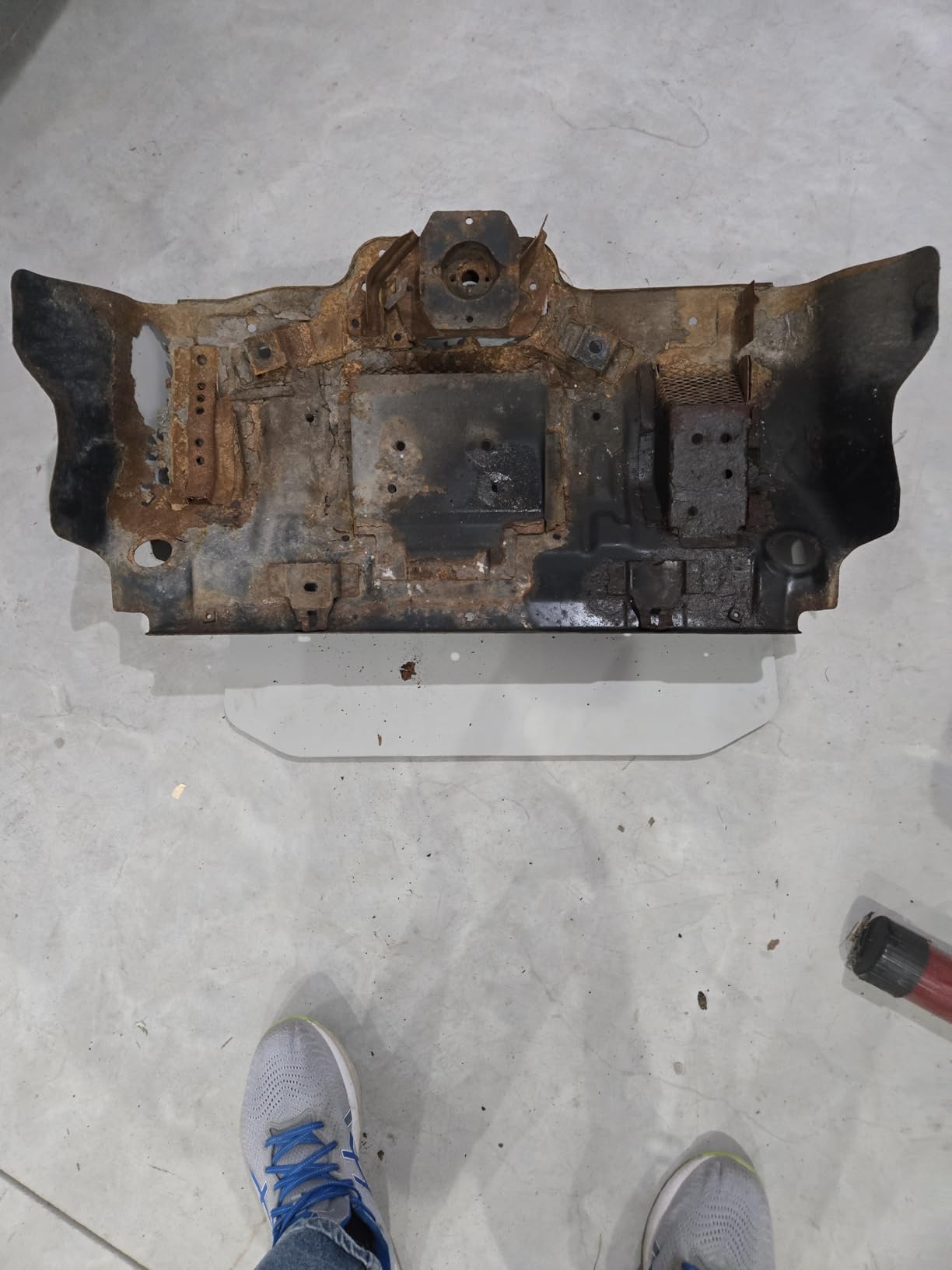 ECOTRIC Skid Plate Compatible with 2014-2024 Toyota 4Runner & 2009-2014 FJ Cruiser 4.0L V6 Aluminum Front Skid Plate Protection Replacement for PTR6089190 customer photo 2