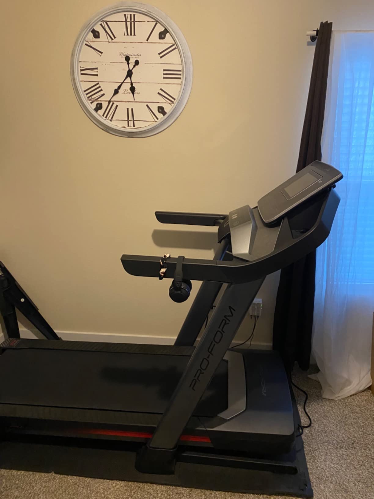 ProForm Pro 2000: Smart Treadmills for Walking and Running with SpaceSaver Design customer photo 1