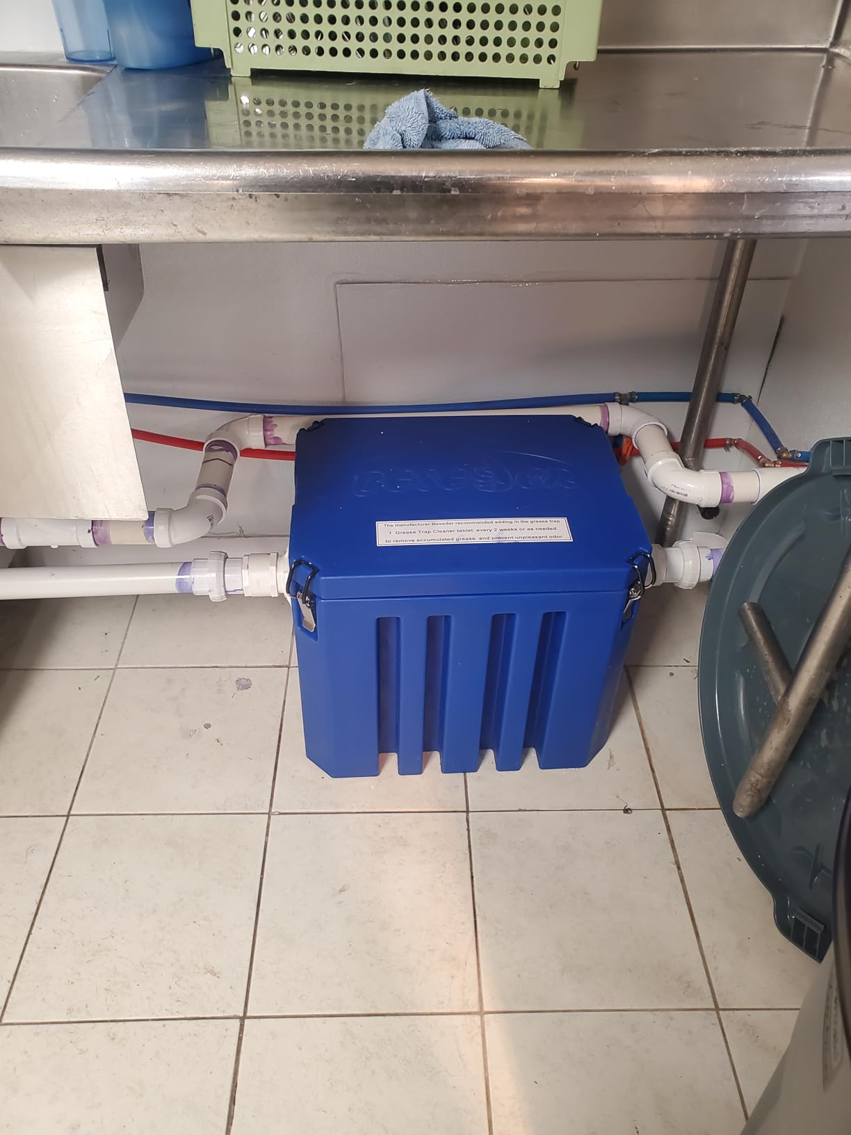 BESEDER Grease Trap Interceptor plastic 10 GPM (20 lb Capacity) Commercial Kitchen customer photo 1