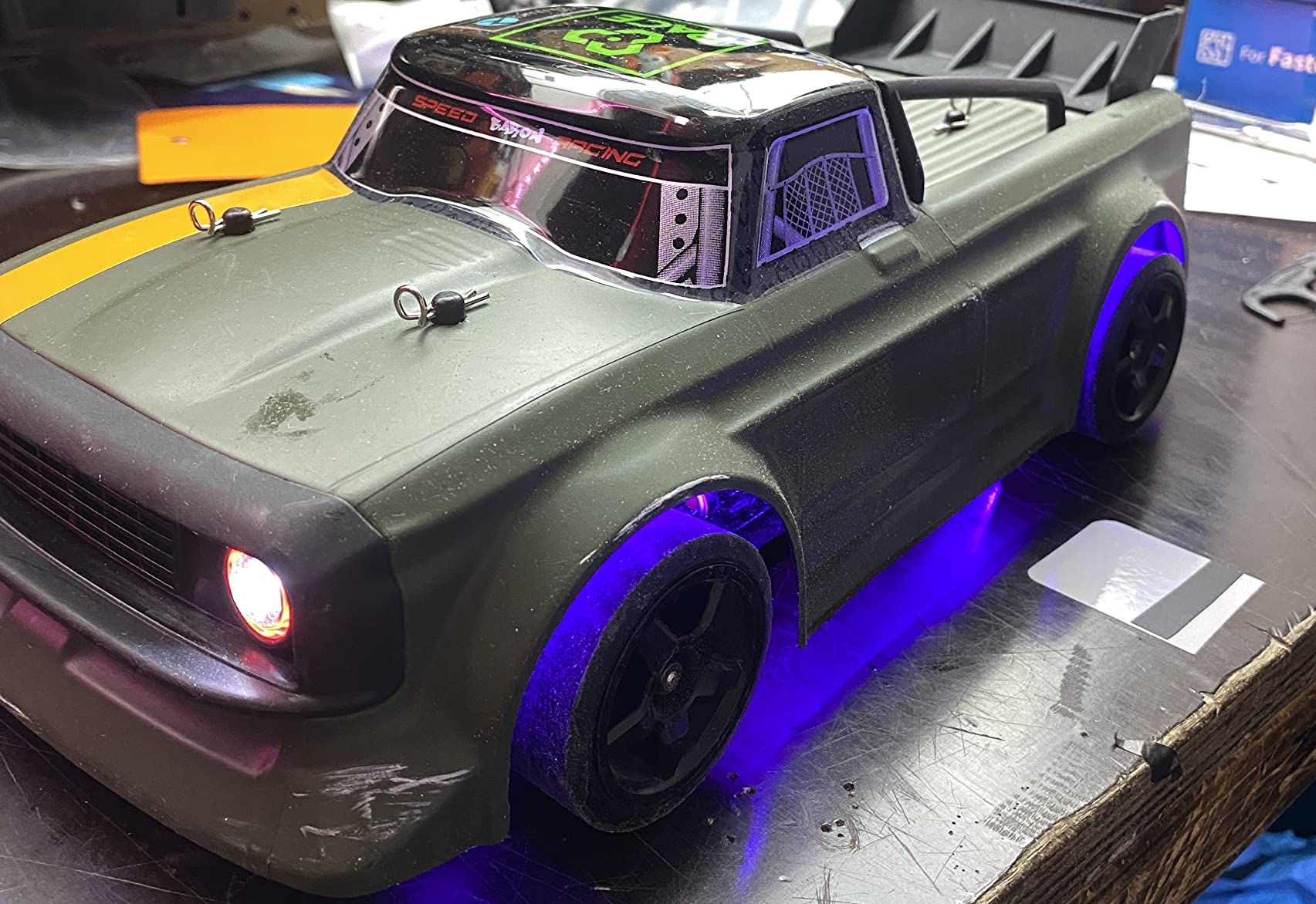 fisca 1/16 Remote Control High Speed Car, 4WD RC Drifting Racing Cars Fast 20MPH Truck 2.4Ghz Off-Road 4X4 Buggy Car Speed & Steering Control Vehicle Toy with Lights for Kids and Adults customer photo 2