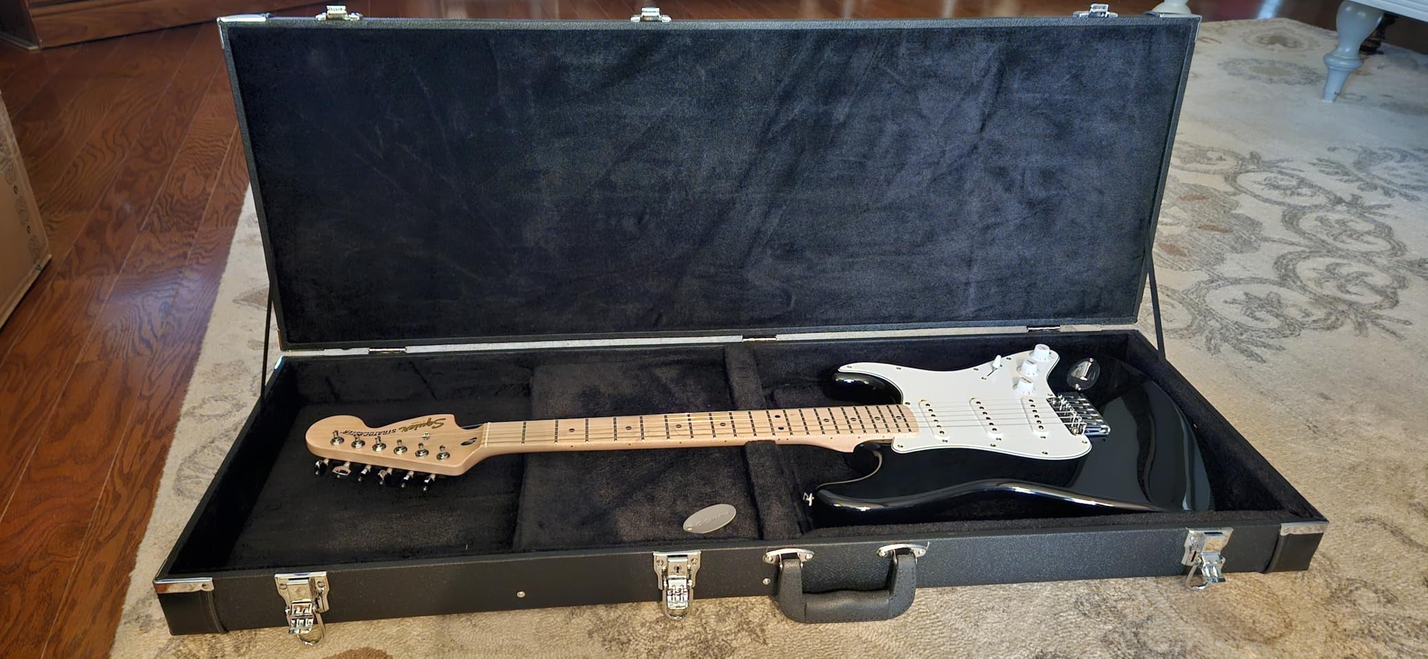 Squier Affinity Series Stratocaster Electric Guitar, with 2-Year Warranty, Lake Placid Blue, Maple Fingerboard customer photo 1
