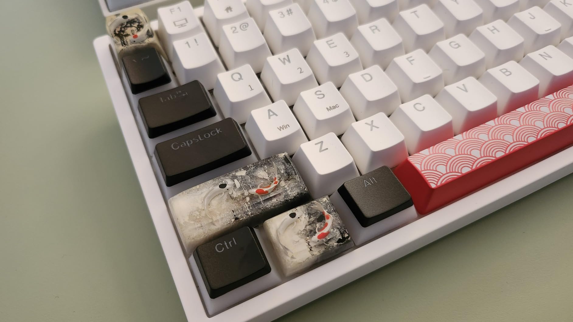 RK ROYAL KLUDGE RK84 RGB 75% Triple Mode BT5.0/2.4G/USB-C Hot Swappable Mechanical Keyboard, 84 Keys Wireless Gaming Keyboard, Tactile Brown Switch customer photo 2