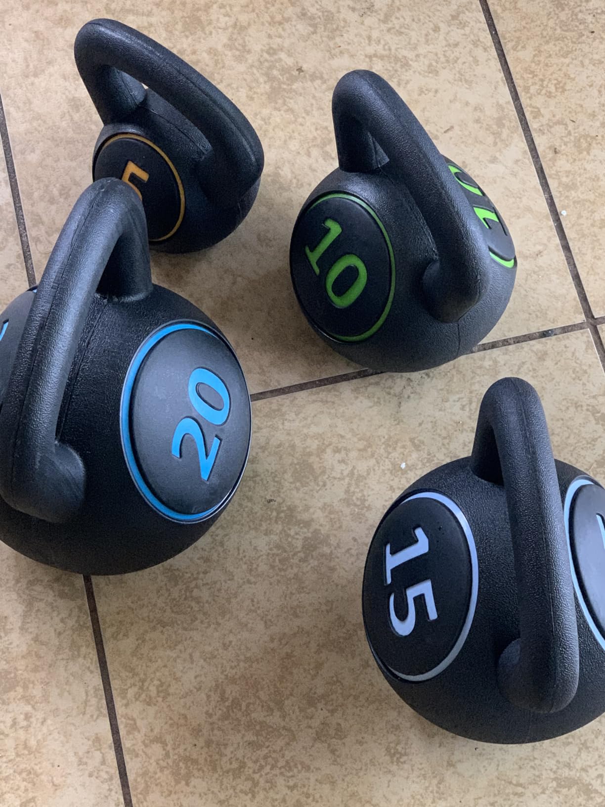 Yaheetech Kettlebell Sets 4 Piece Strength Training KettleBells Weight Set 5lb, 10lb, 15lb, 20lb customer photo 1